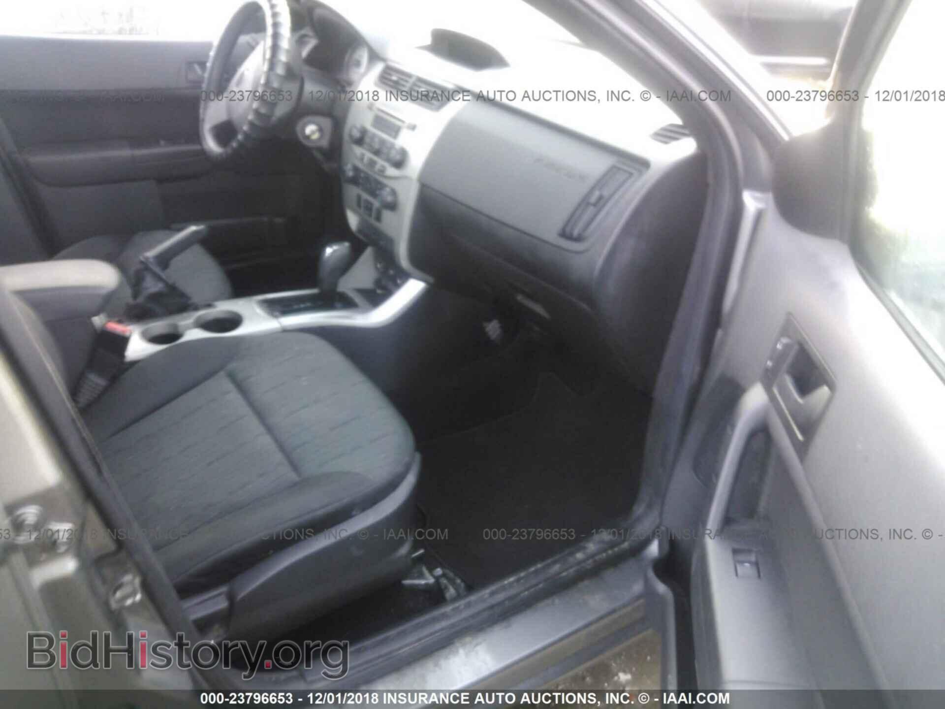2011 Ford Focus - VIN: 1FAHP3FN5BW151909 - Фото 5