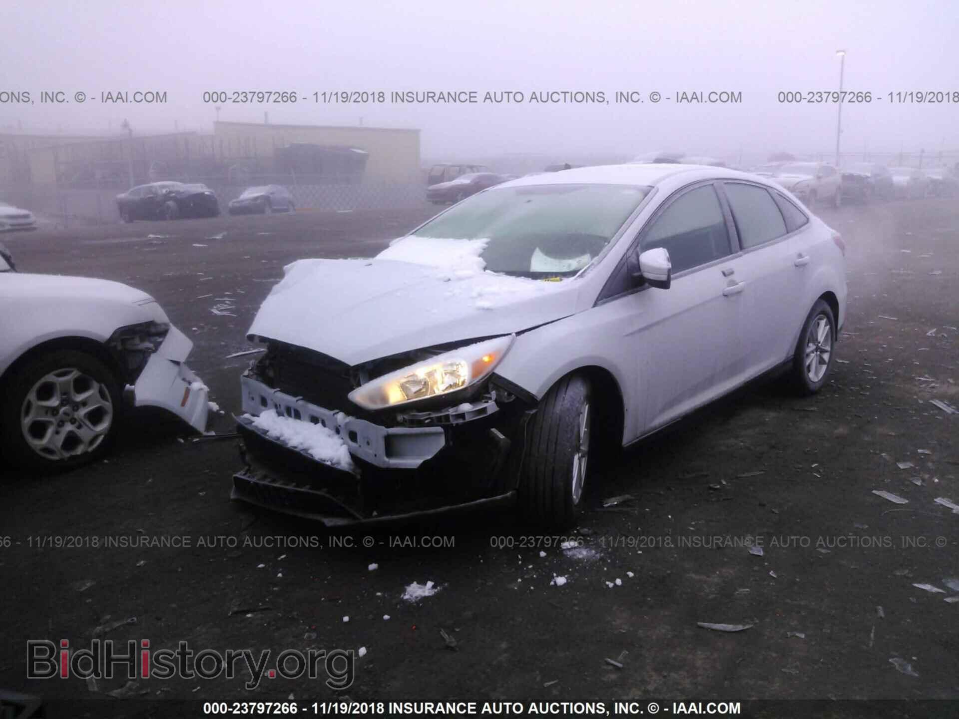 2016 FORD FOCUS - VIN: 1FADP3F22GL386717 - Photo 2