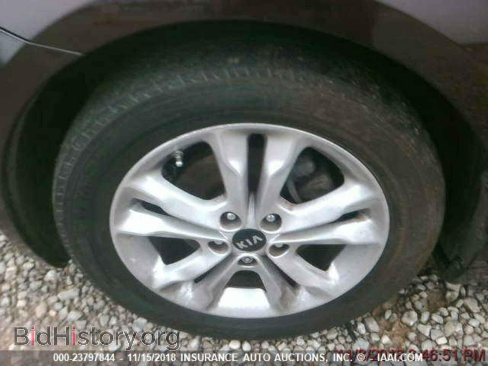 2011 Kia Optima - VIN: KNAGN4A74B5097435 - Фото 4