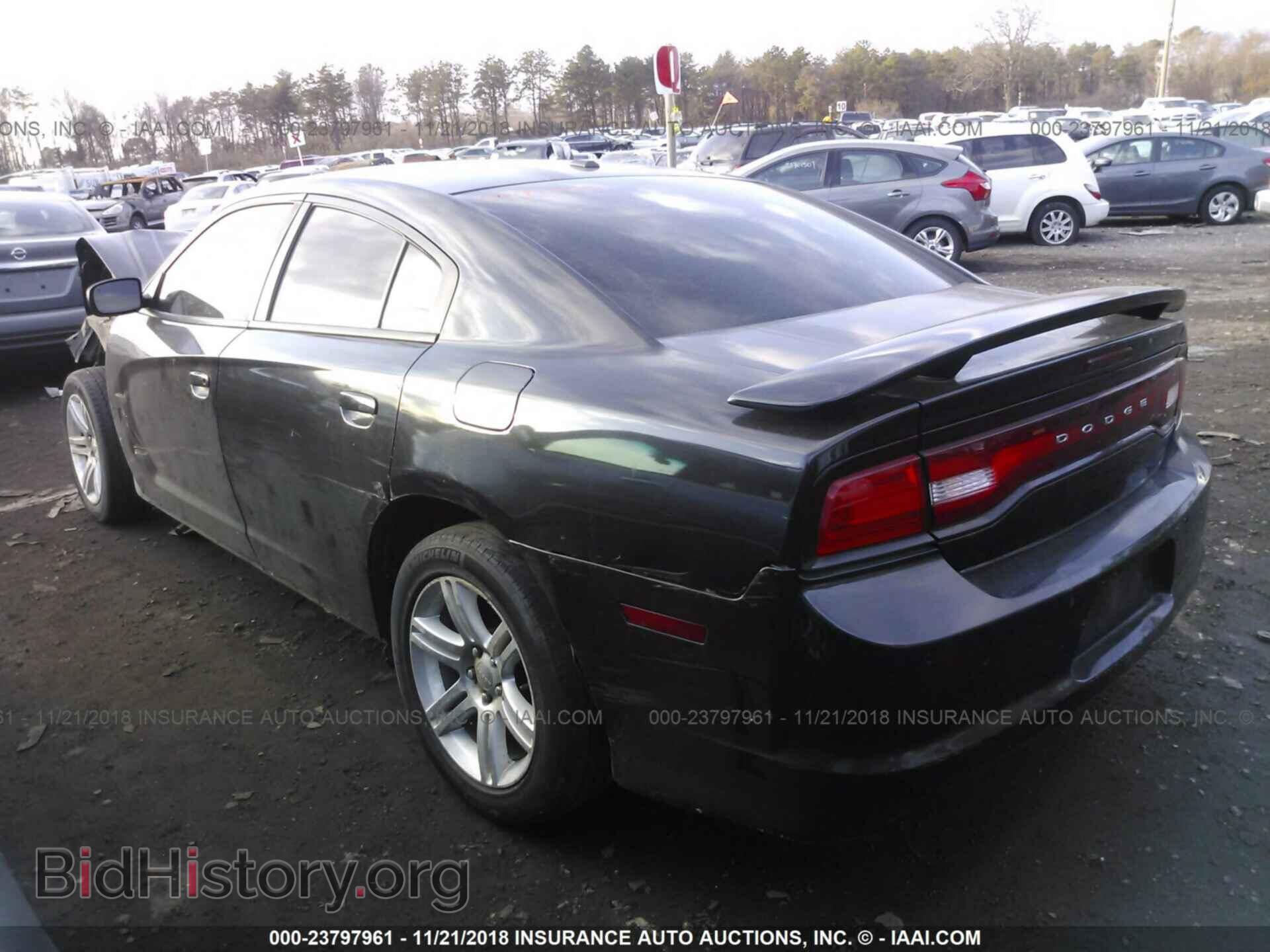 2011 DODGE CHARGER - VIN: 2B3CL3CG5BH532424 - Фото 3