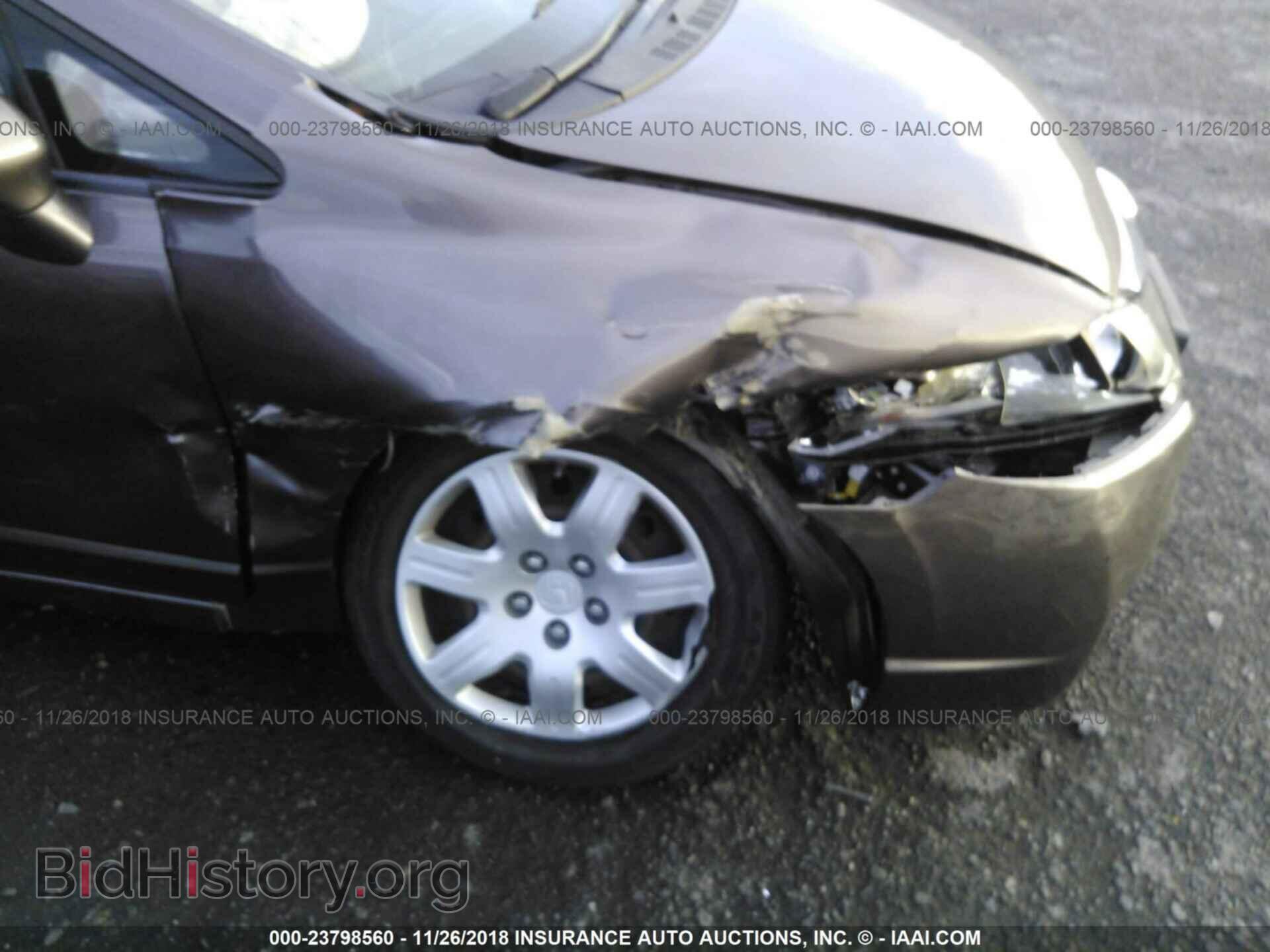 2011 Honda Civic - VIN: 2HGFA1F59BH529382 - Photo 6