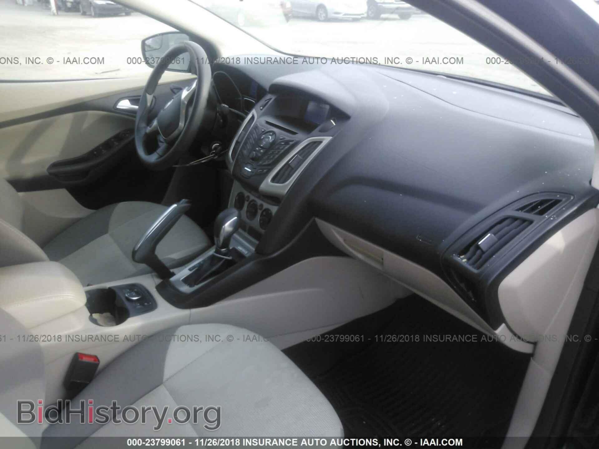 2014 Ford Focus - VIN: 1FADP3F26EL152822 - Photo 5