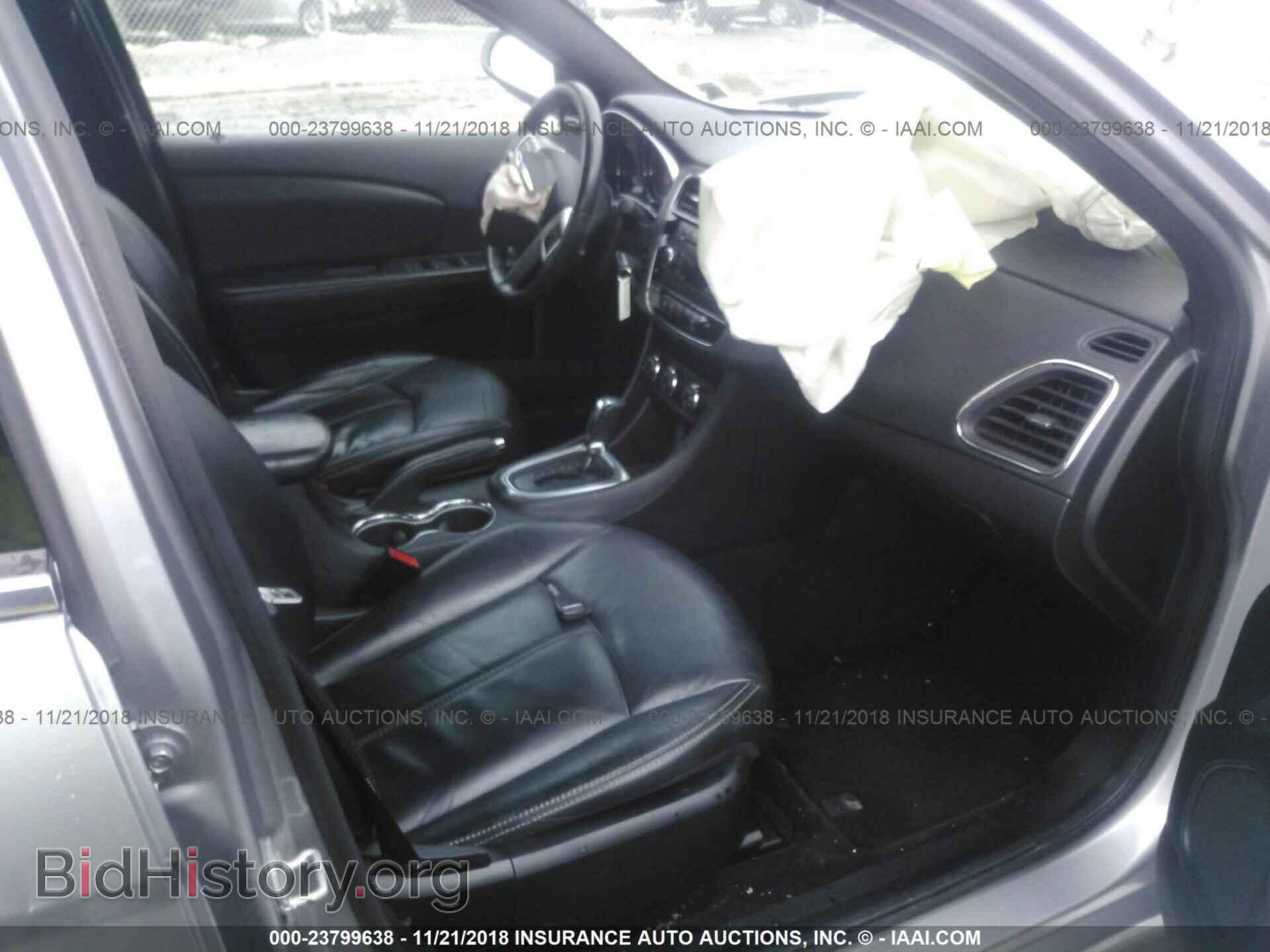 2013 Chrysler 200 - VIN: 1C3CCBCG9DN608220 - Фото 5