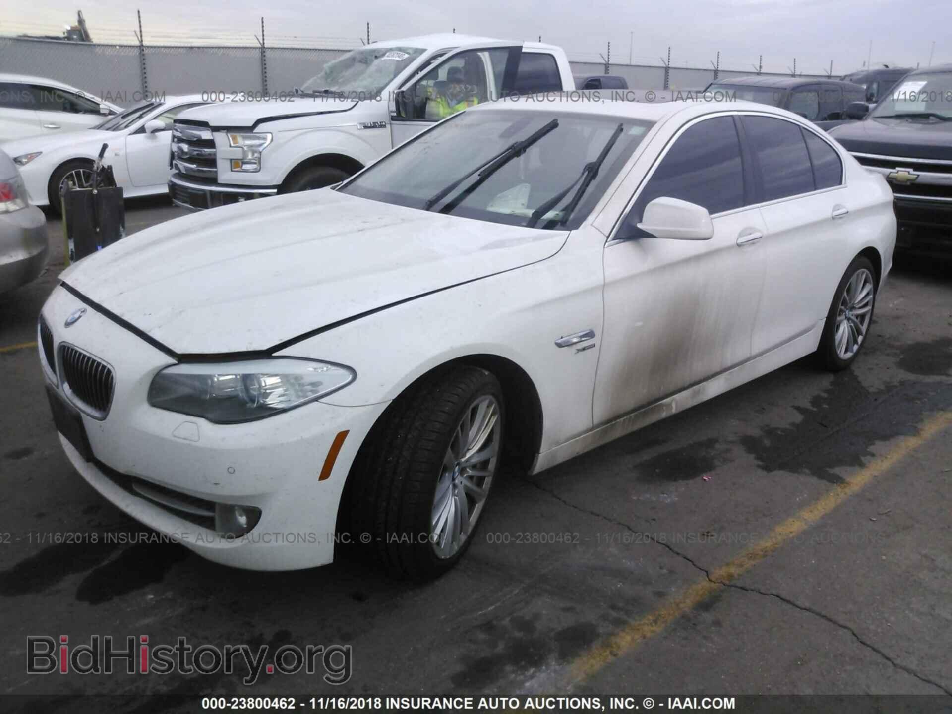 2012 BMW 528 - VIN: WBAXH5C58CC594834 - Photo 2