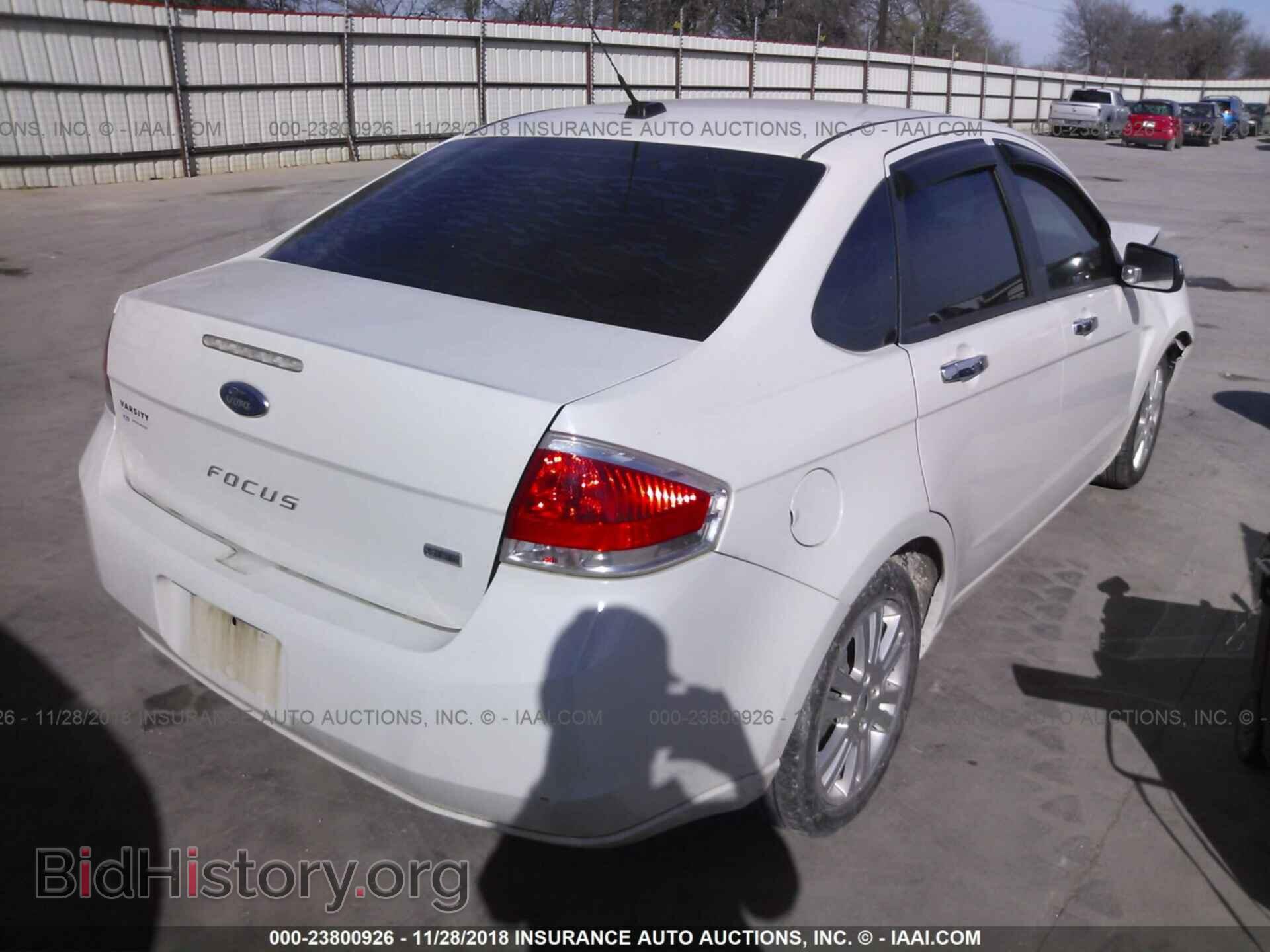 2011 Ford Focus - VIN: 1FAHP3HN4BW148190 - Фото 4