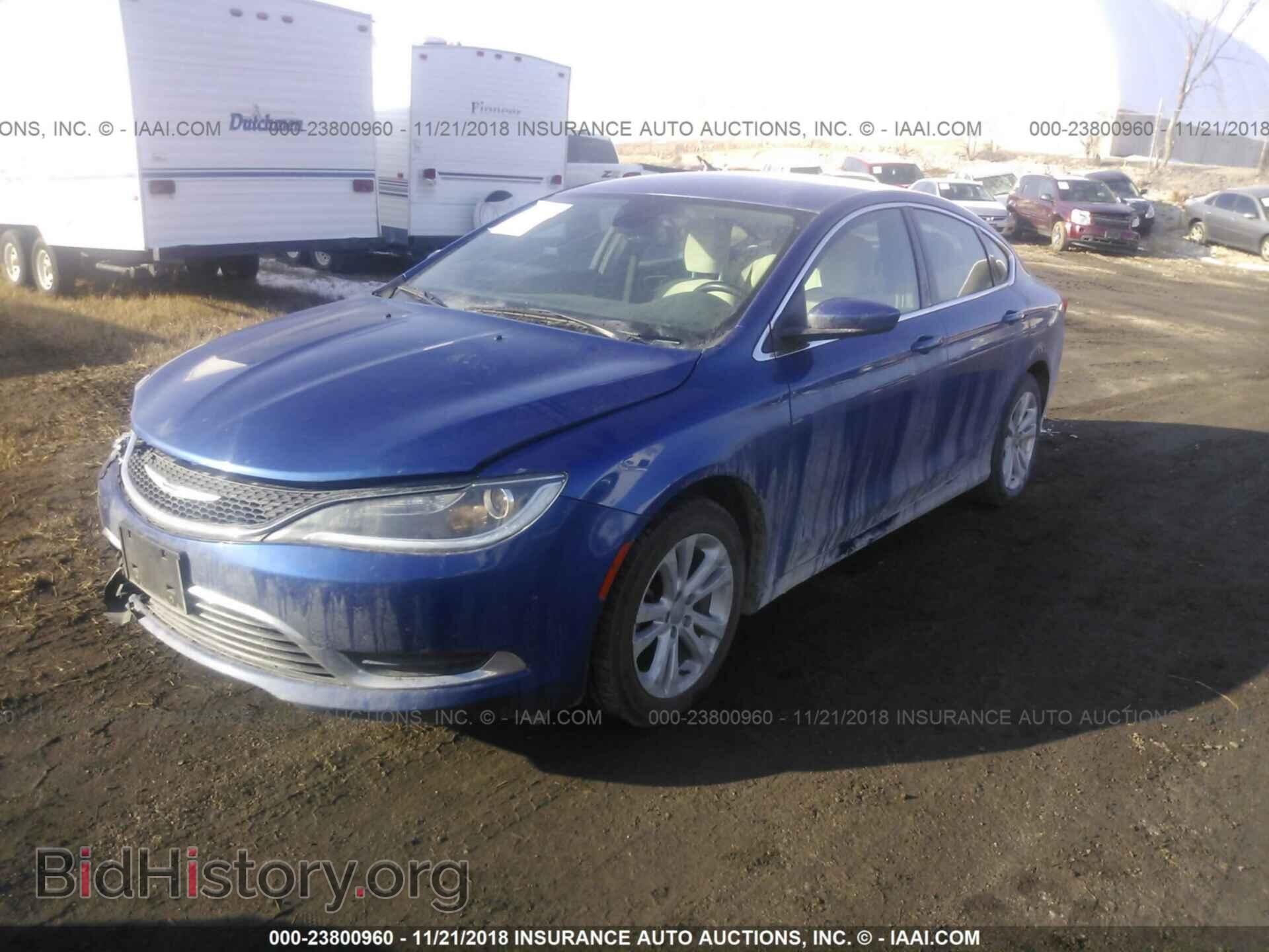 2015 Chrysler 200 - VIN: 1C3CCCAB1FN686667 - Photo 2