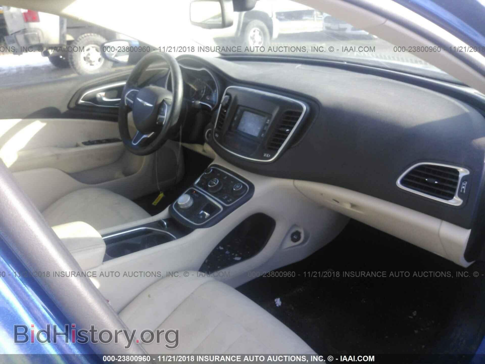 2015 Chrysler 200 - VIN: 1C3CCCAB1FN686667 - Photo 5