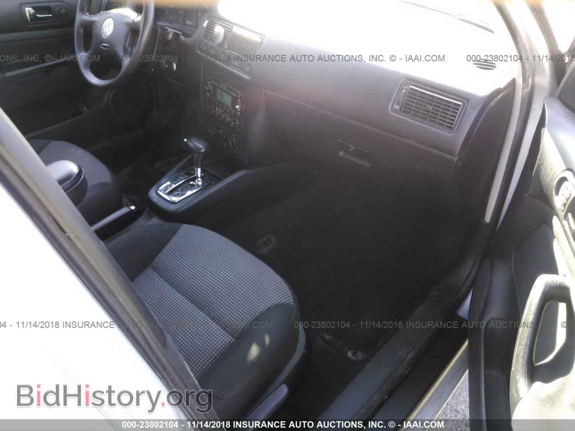 2004 VOLKSWAGEN GOLF - VIN: 9BWGR61J044043921 - Фото 5