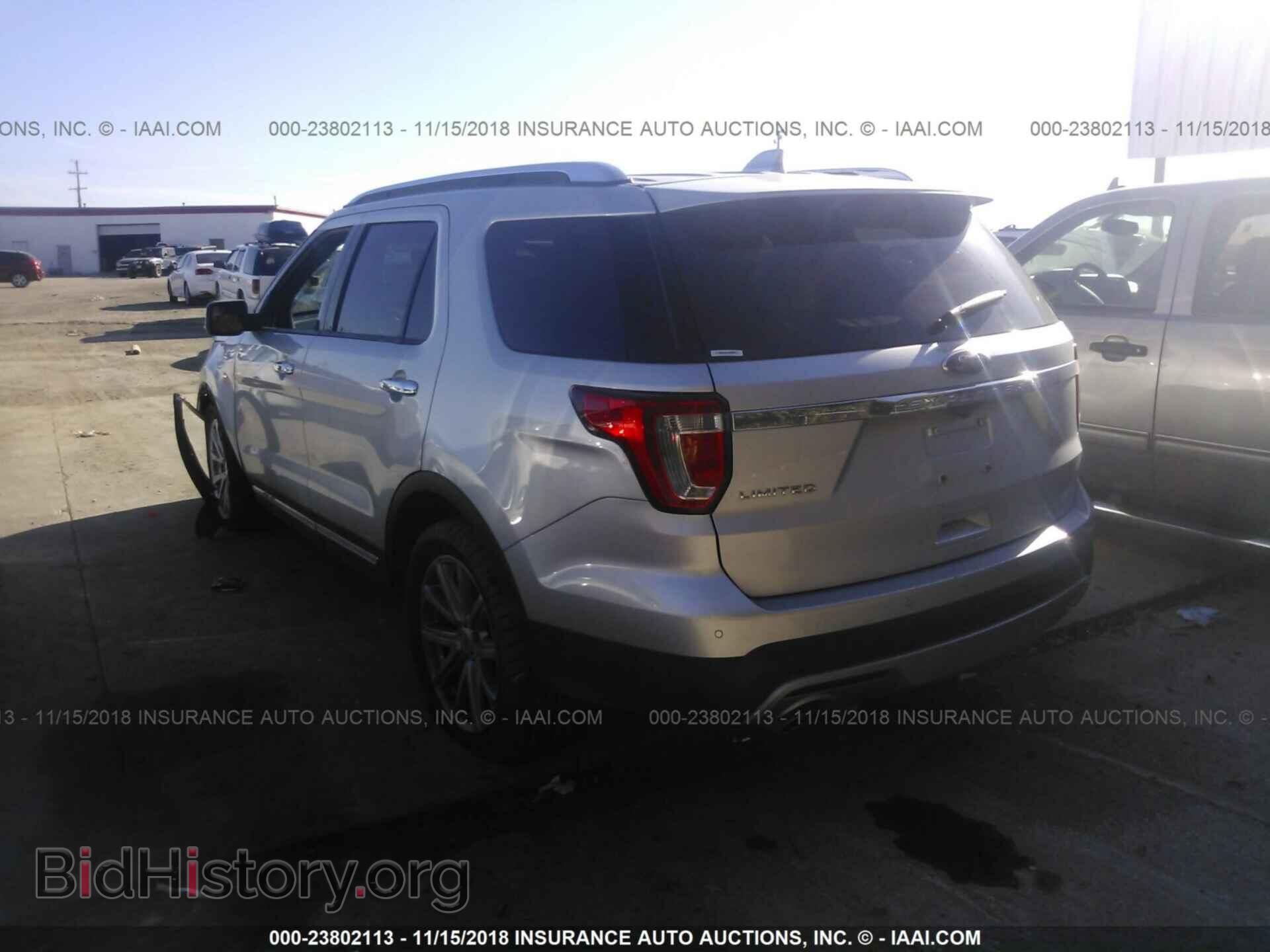 2017 Ford Explorer - VIN: 1FM5K7F82HGB81137 - Photo 3
