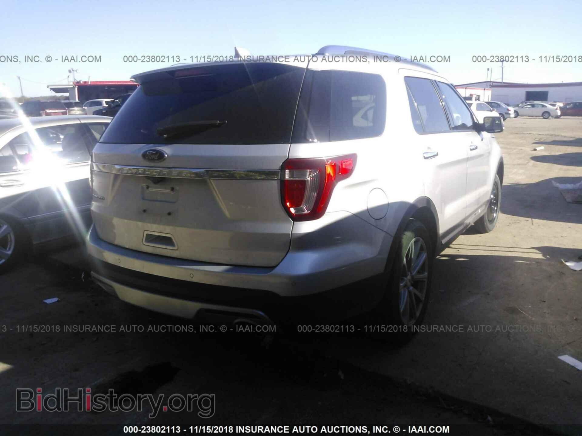 2017 Ford Explorer - VIN: 1FM5K7F82HGB81137 - Photo 4