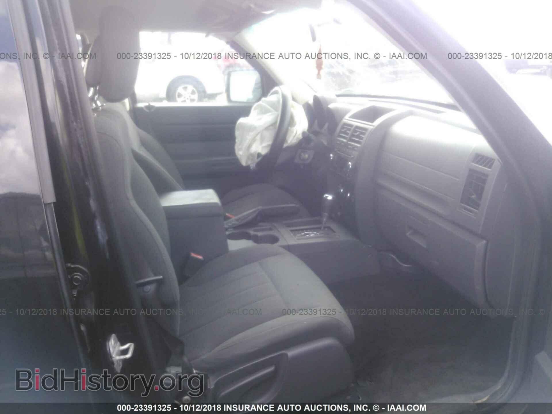 2011 DODGE NITRO - VIN: 1D4PT2GK2BW510006 - Photo 5