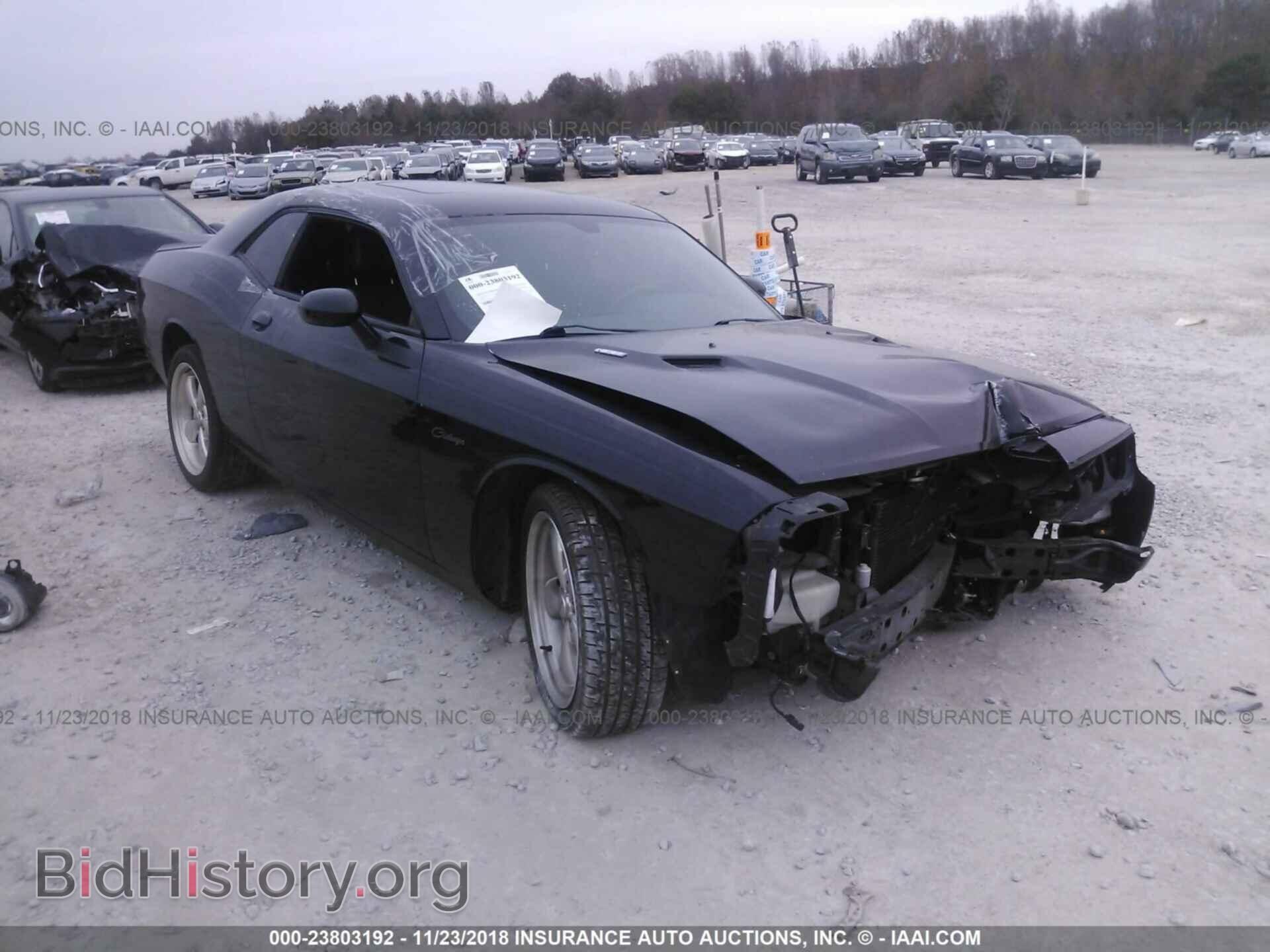 Photo 2C3CDYBT0CH170256 - Dodge Challenger 2012