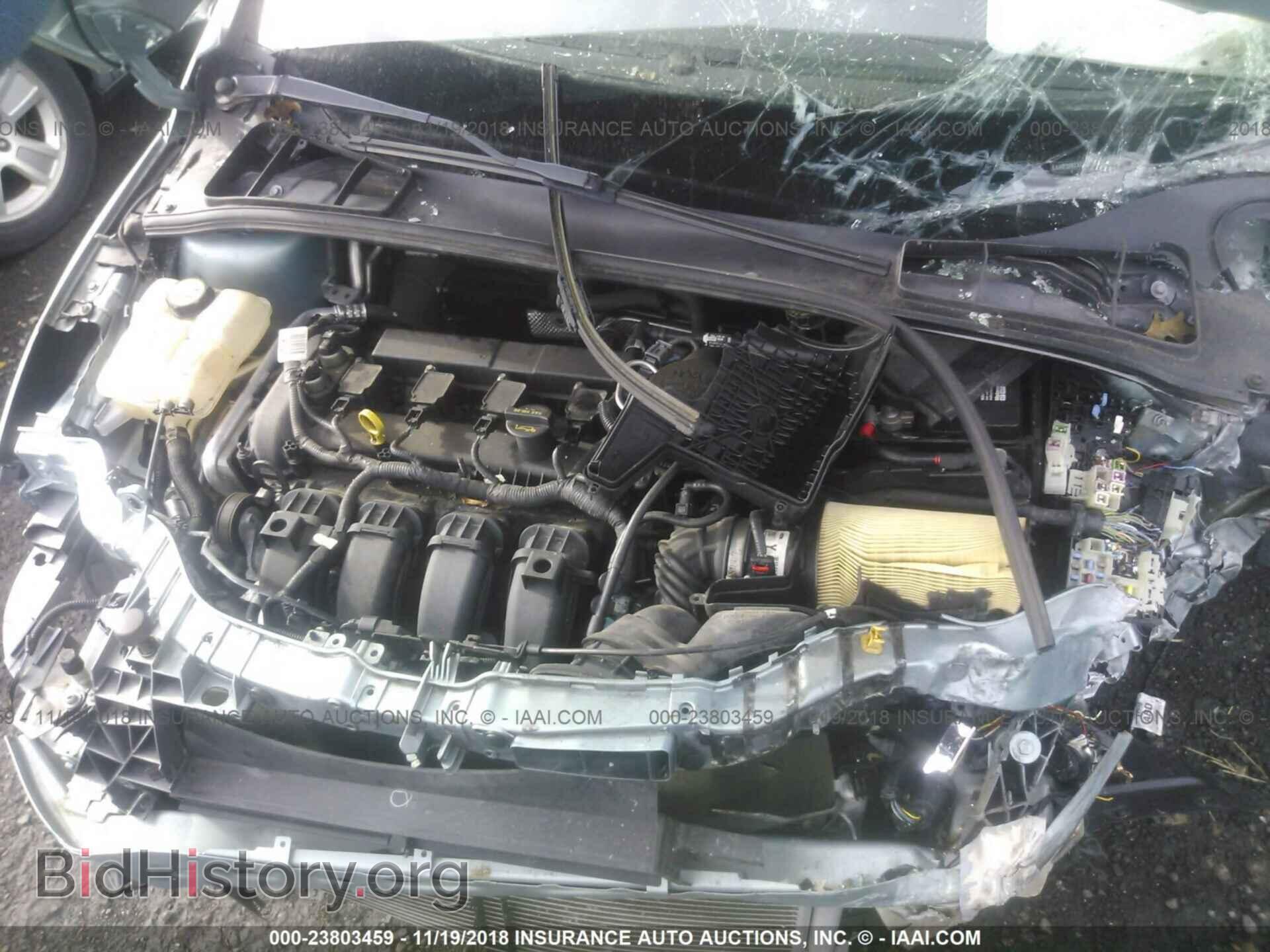 2012 Ford Focus - VIN: 1FAHP3M2XCL353253 - Photo 10