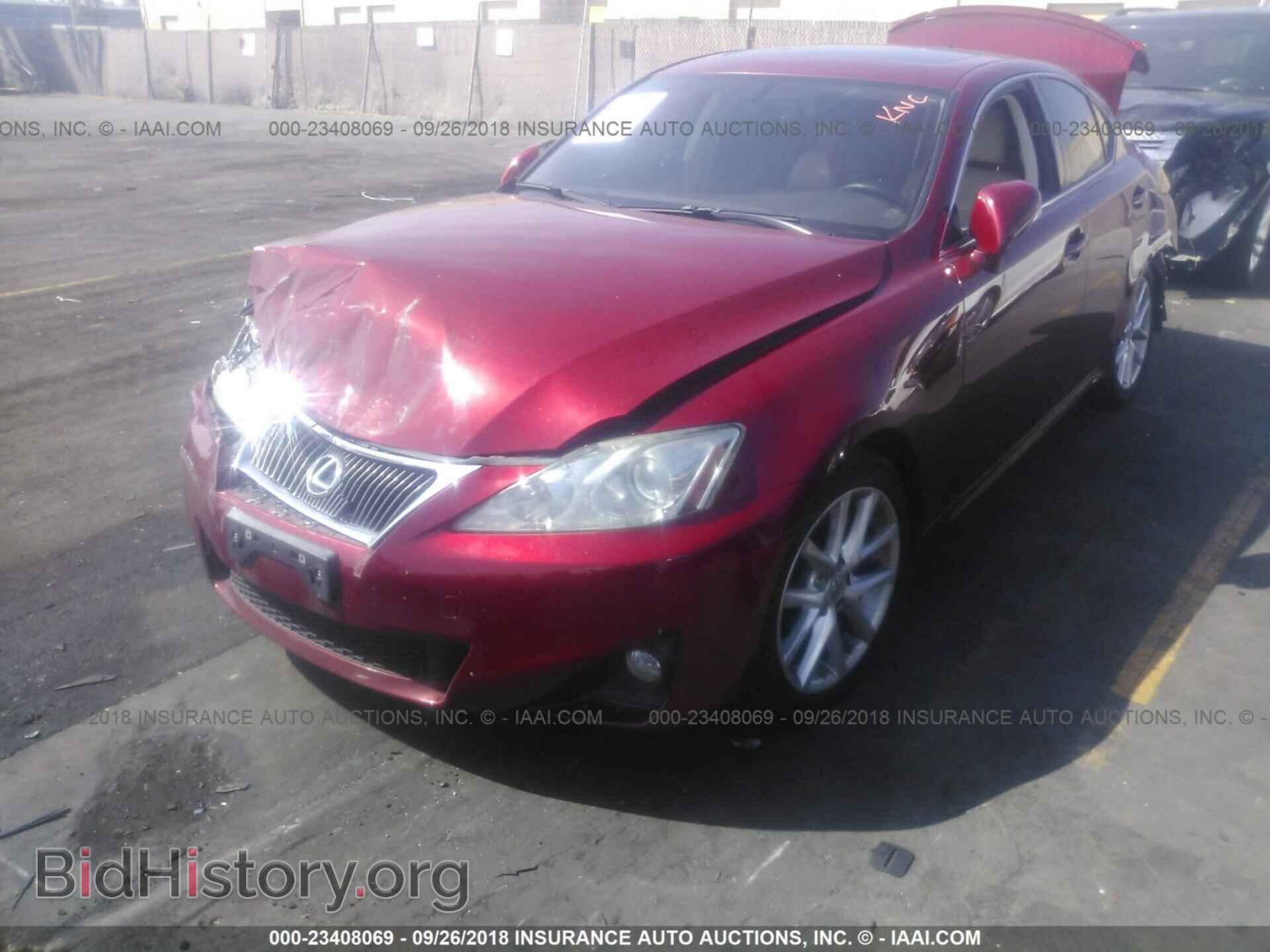 2011 LEXUS IS - VIN: JTHBF5C23B5143143 - Photo 2