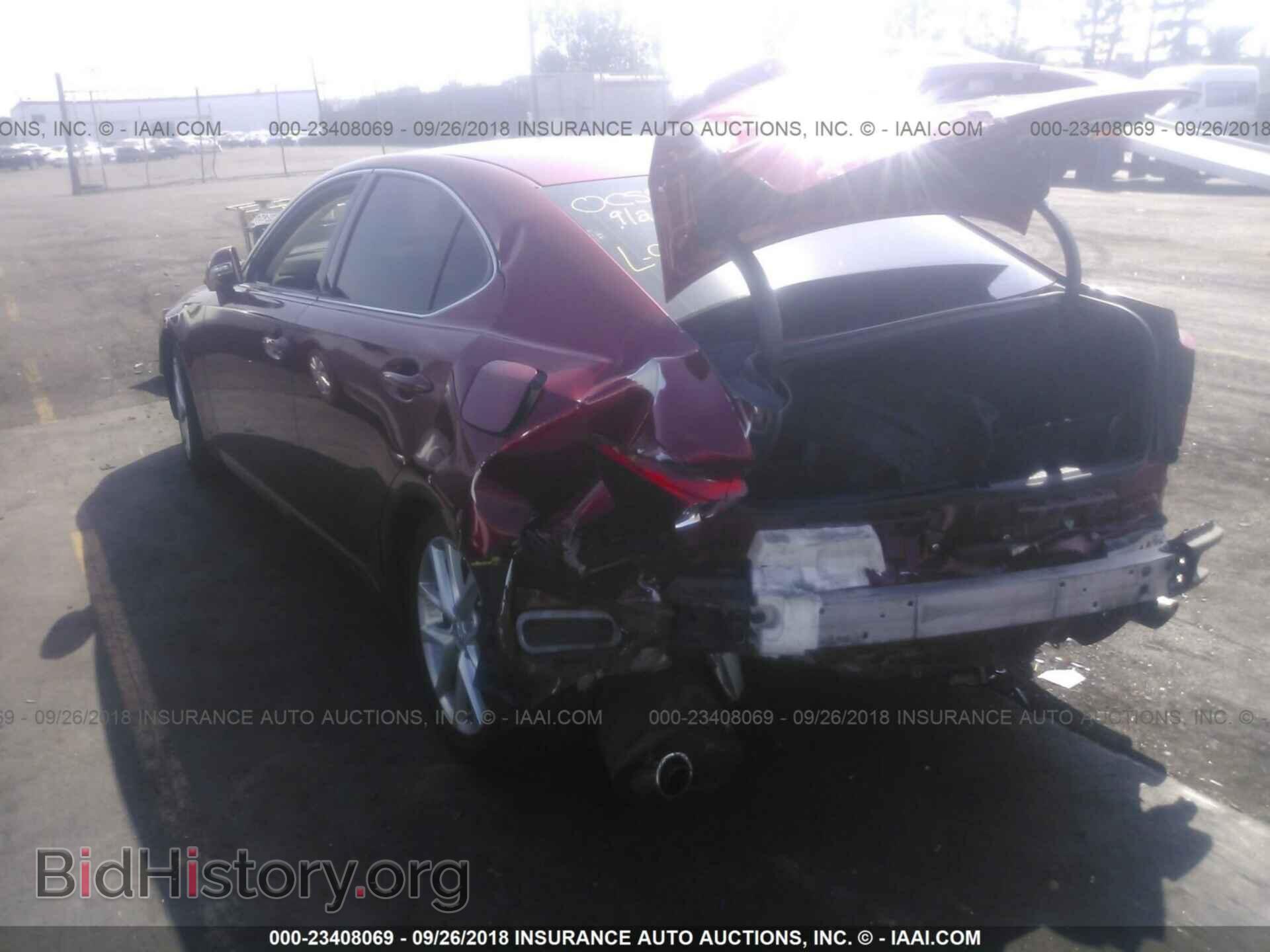 2011 LEXUS IS - VIN: JTHBF5C23B5143143 - Photo 3