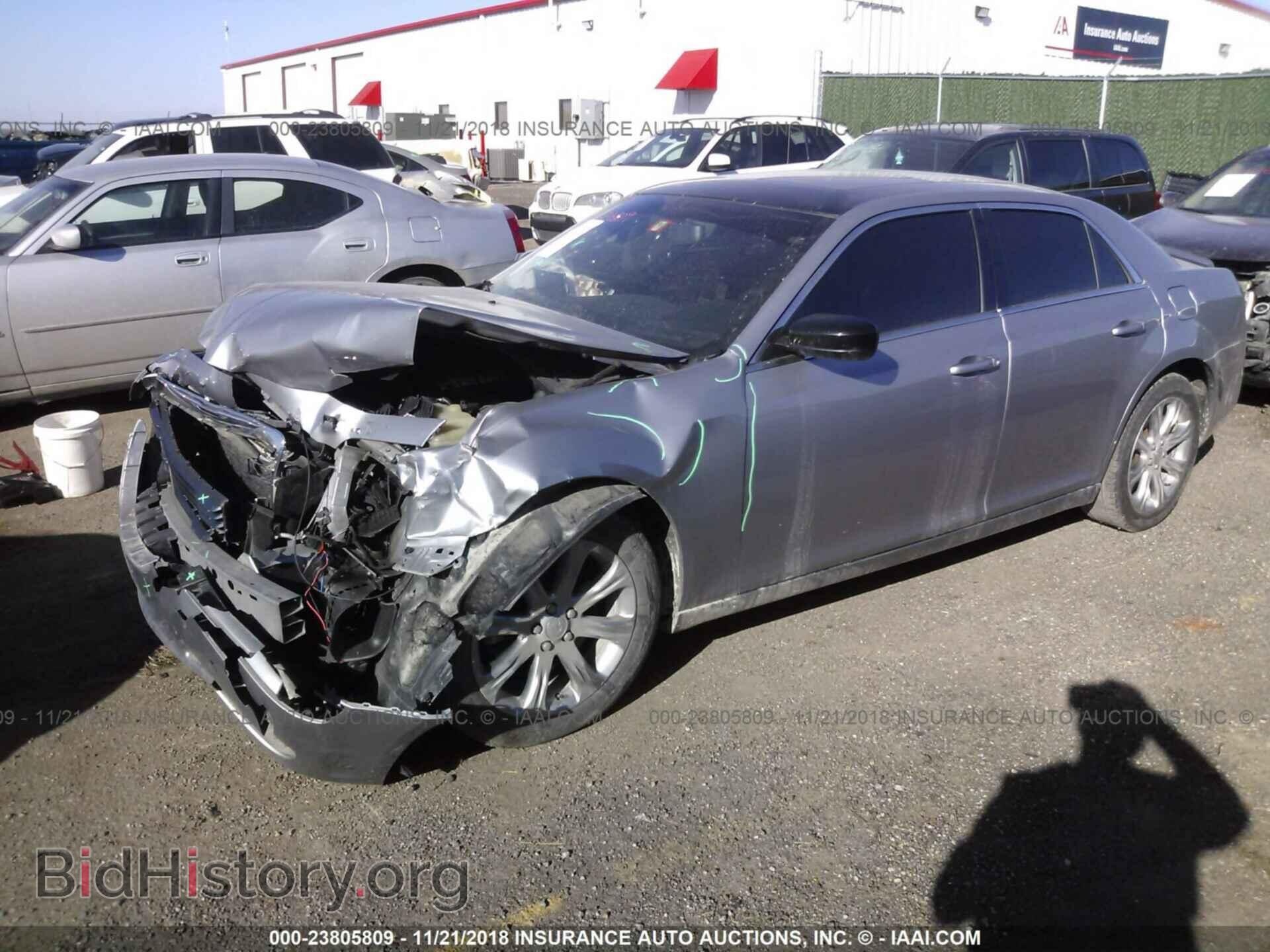 2013 CHRYSLER 300 - VIN: 2C3CCAGT8DH590478 - Фото 2