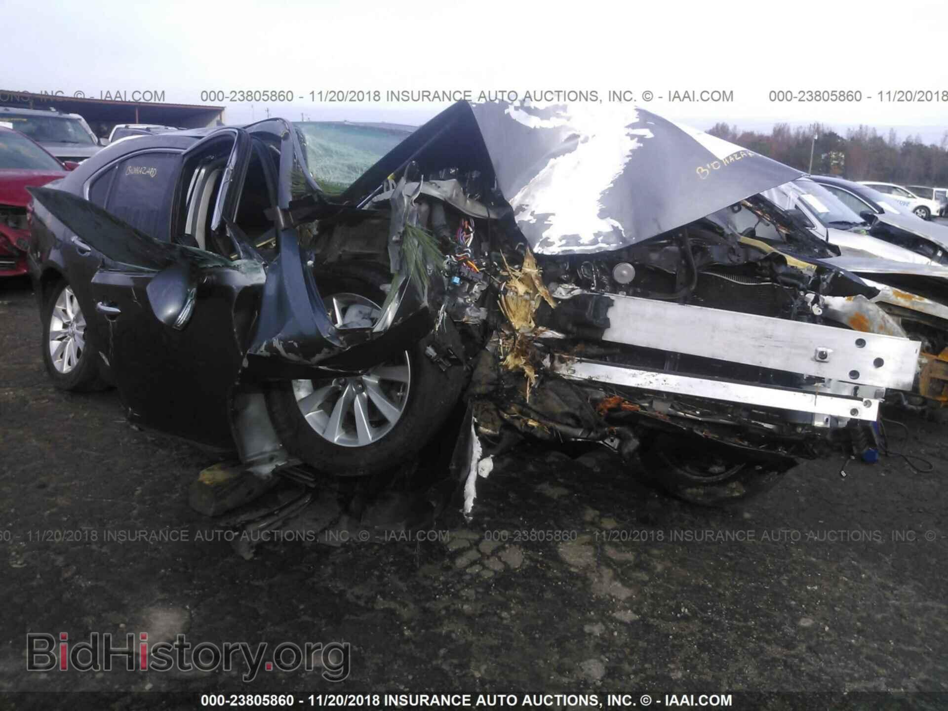 Фотография JTHCL5EF1C5012808 - LEXUS LS 2012