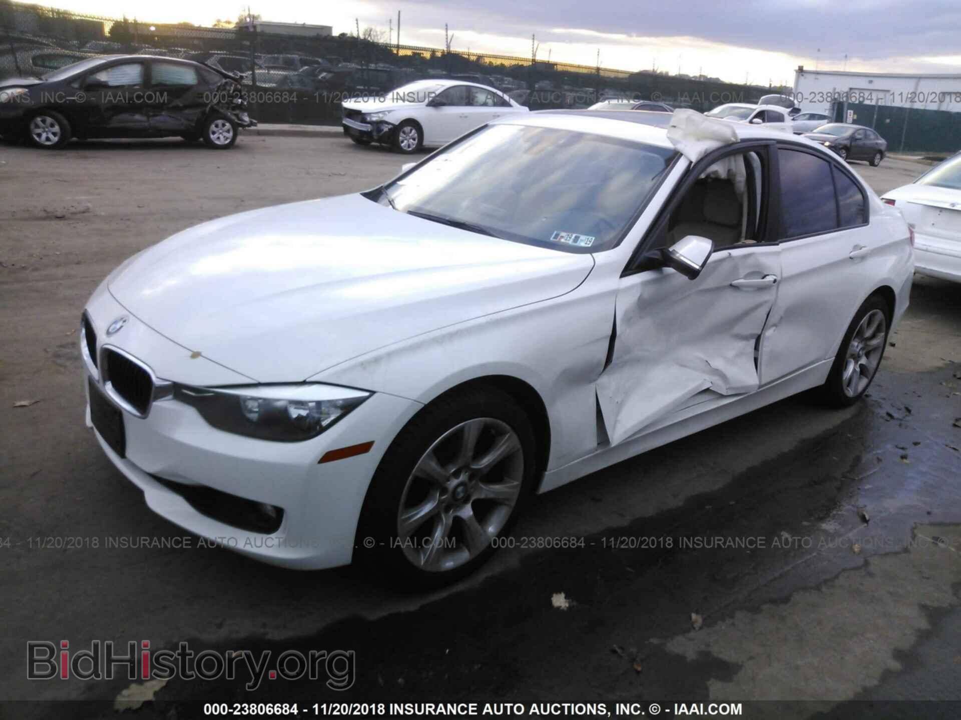 2013 BMW 328 - VIN: WBA3C1G55DNR47052 - Фото 2