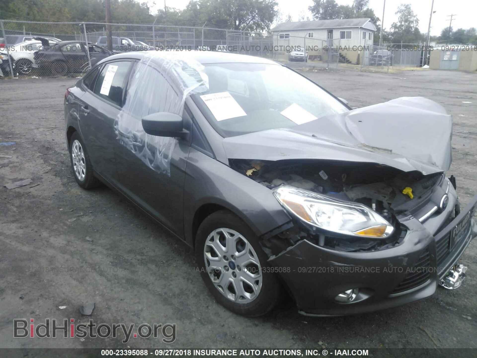 Photo 1FAHP3F23CL354001 - FORD FOCUS 2012