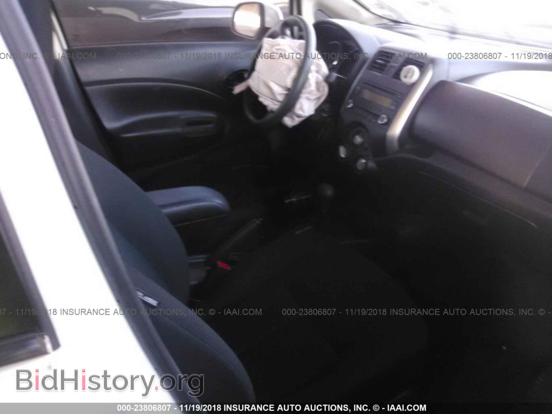 2014 Nissan Versa note - VIN: 3N1CE2CP8EL377305 - Photo 5
