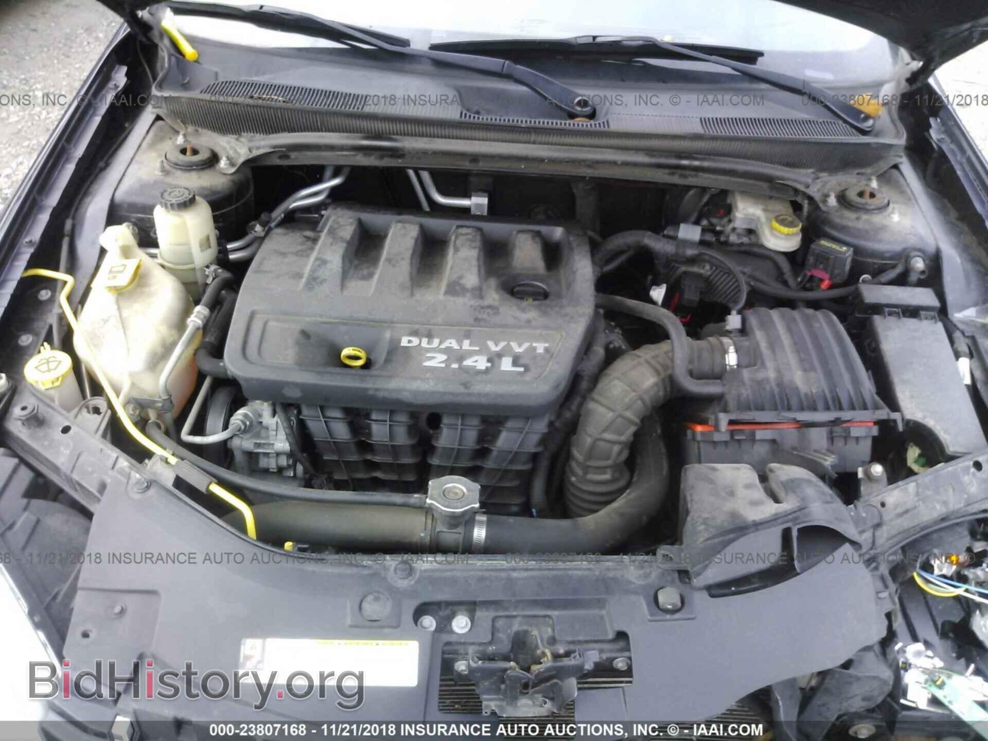 2011 Chrysler 200 - VIN: 1C3BC1FB2BN527899 - Фото 10