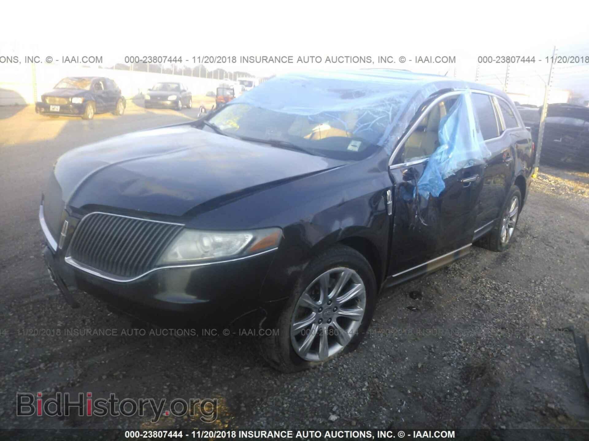 2014 LINCOLN MKT - VIN: 2LMHJ5FK2EBL50077 - Фото 2