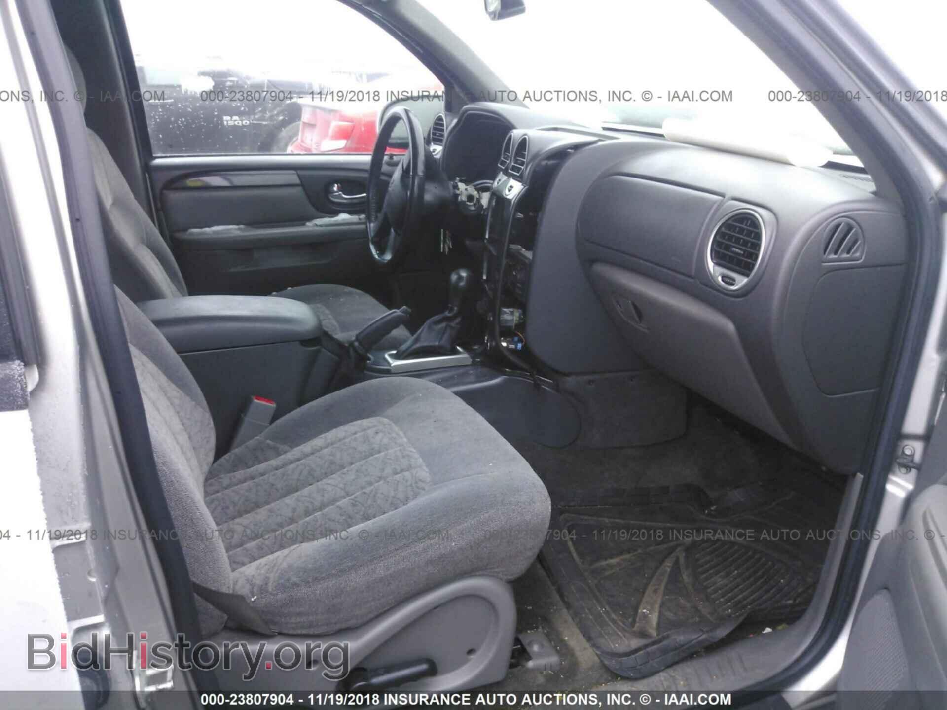 2004 GMC ENVOY - VIN: 1GKDT13S042363182 - Photo 5