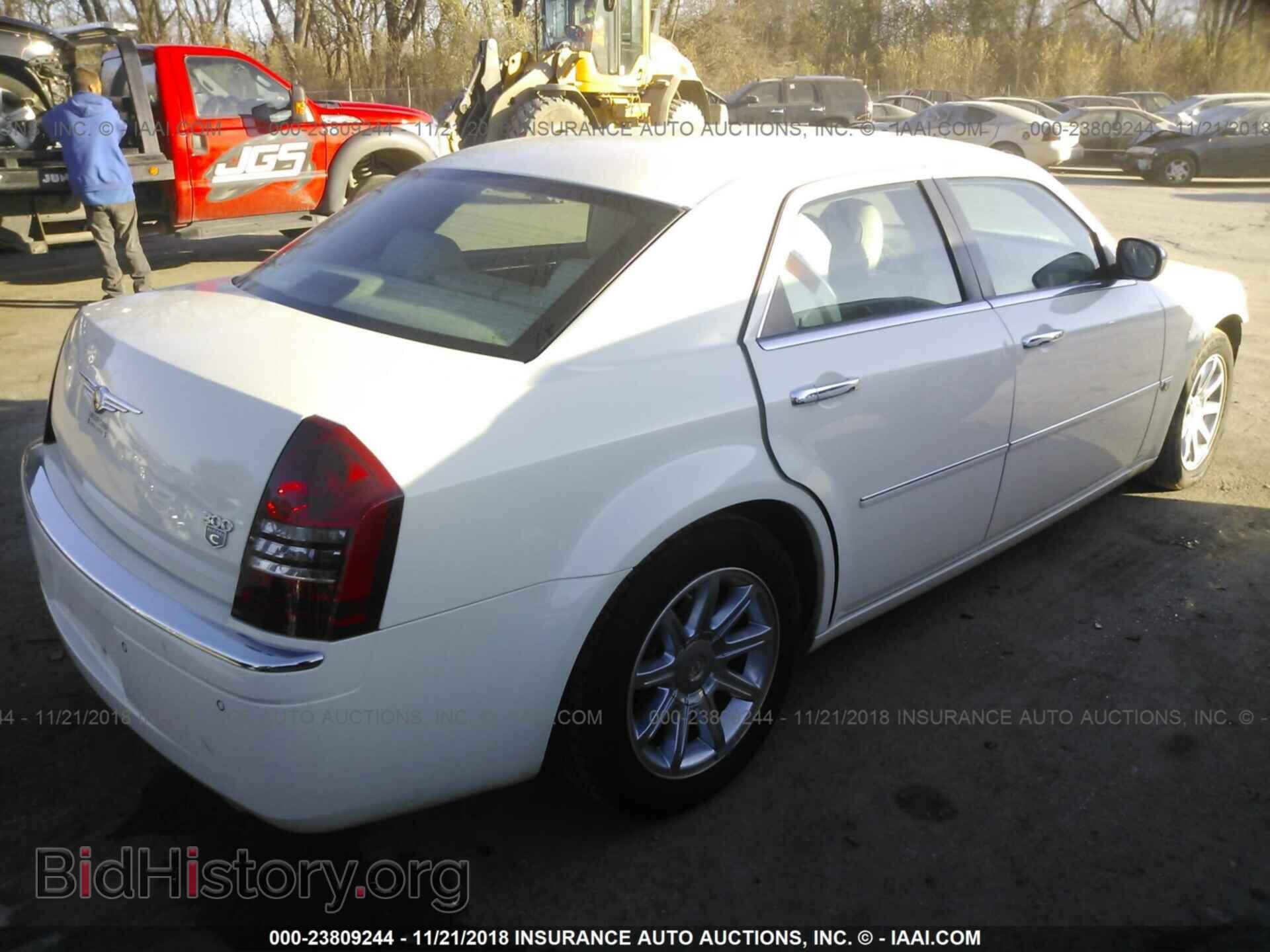 2006 CHRYSLER 300C - VIN: 2C3LA63H06H405797 - Фото 4