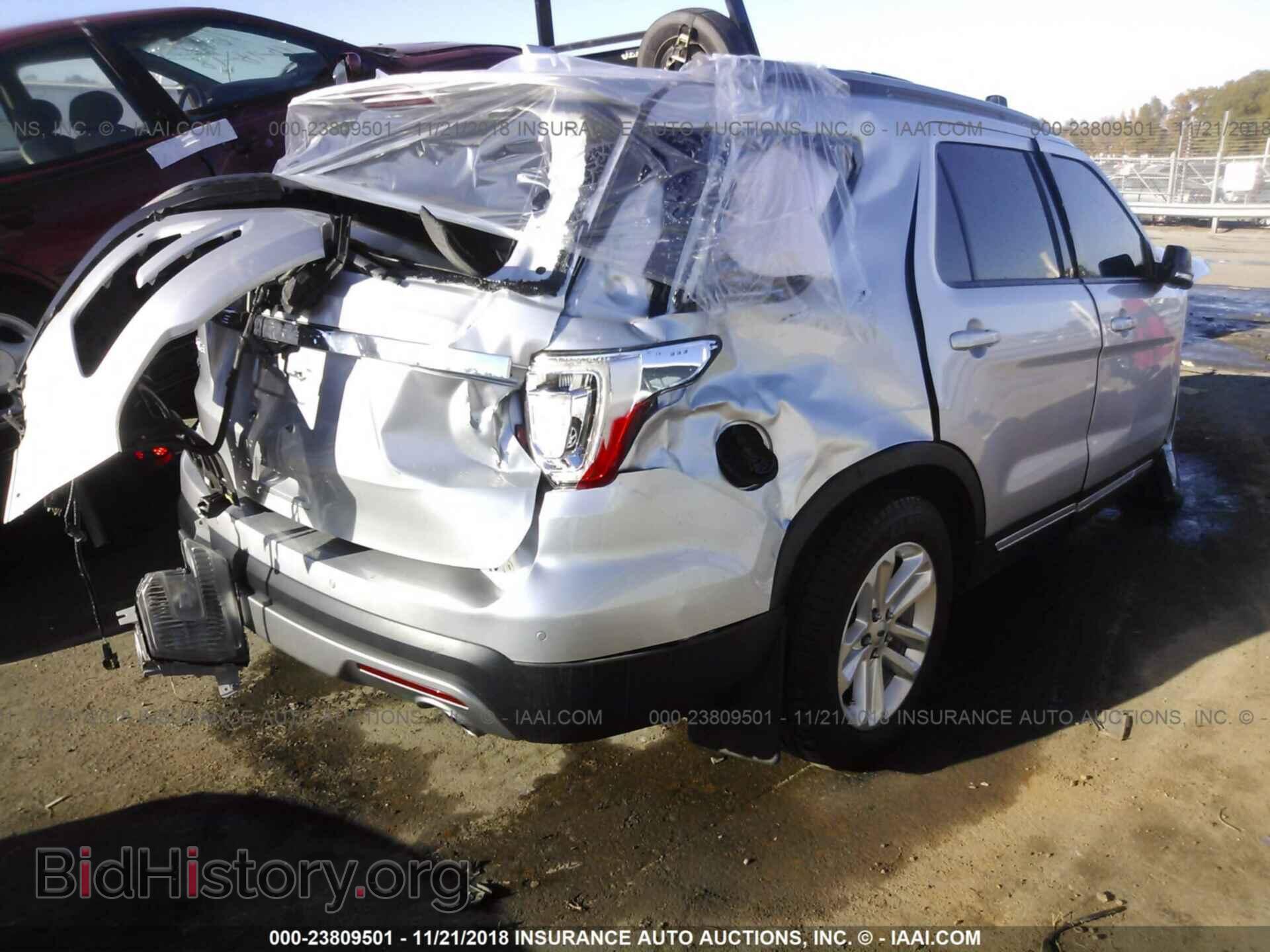 2017 Ford Explorer - VIN: 1FM5K7D80HGB37382 - Фото 4