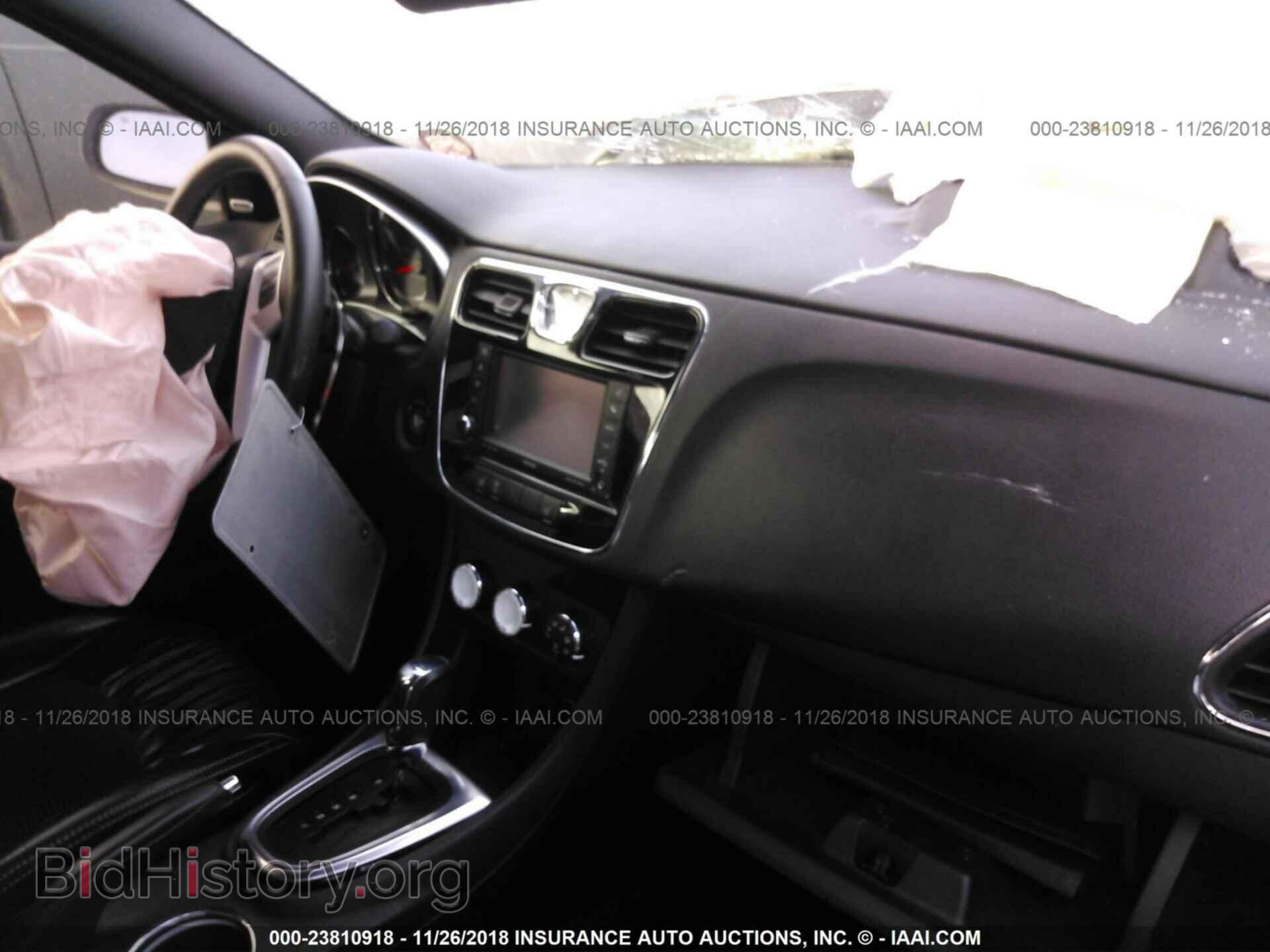 2013 Chrysler 200 - VIN: 1C3CCBCG8DN554585 - Фото 5