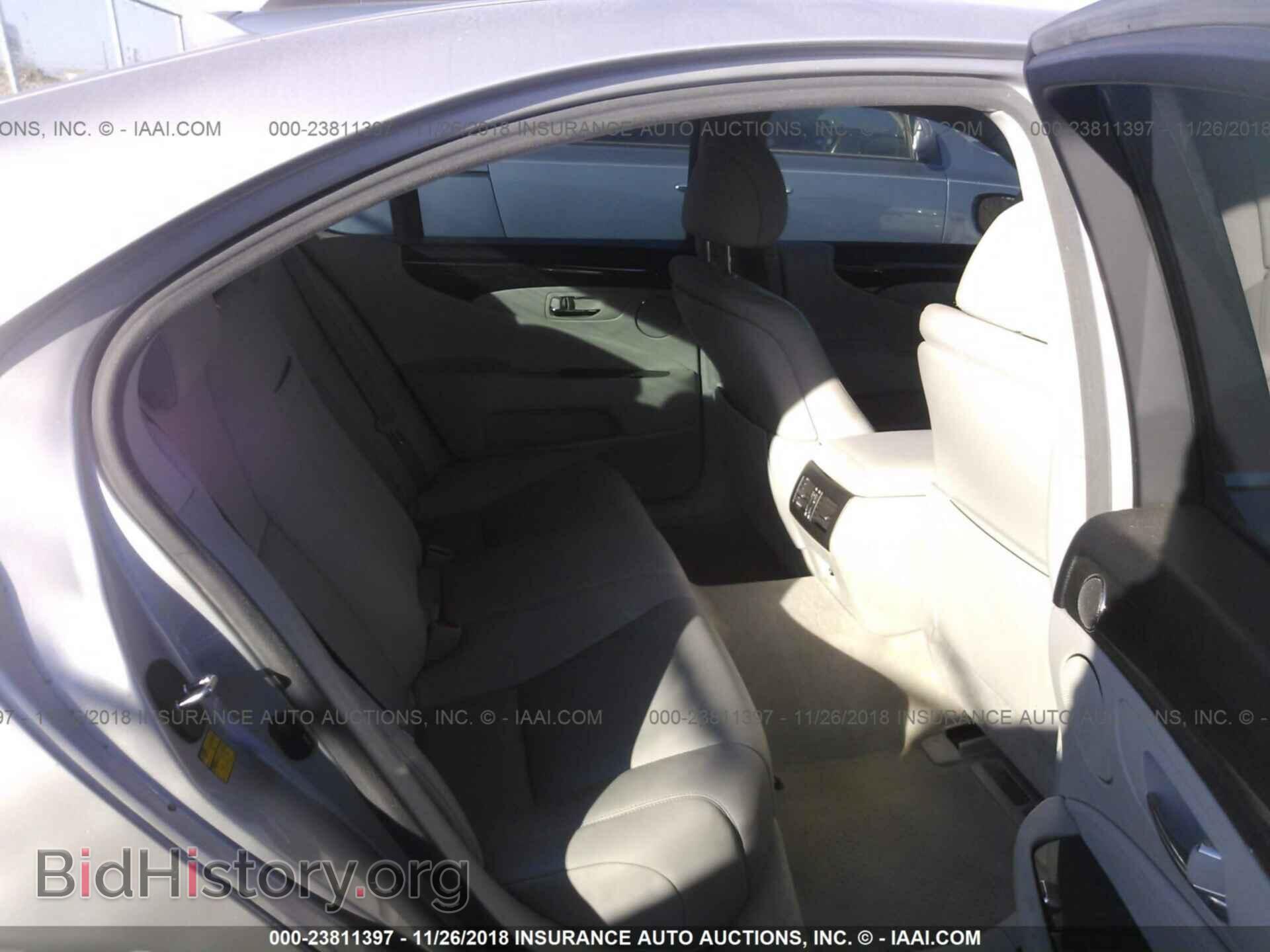 2007 LEXUS LS - VIN: JTHBL46F375035100 - Photo 8