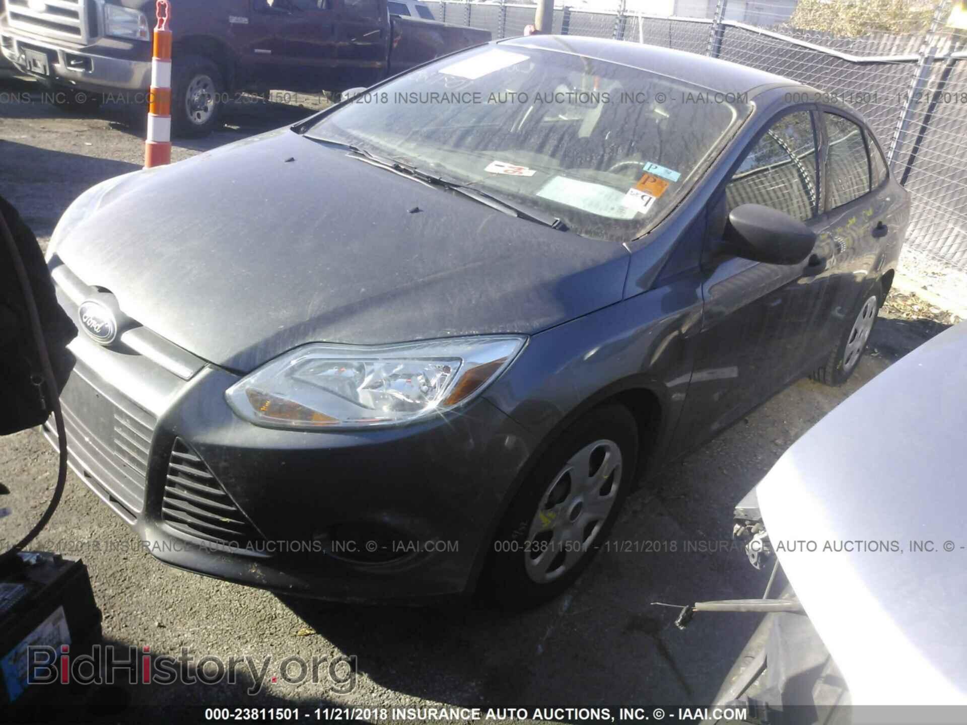 2013 FORD FOCUS - VIN: 1FADP3E21DL189647 - Фото 2