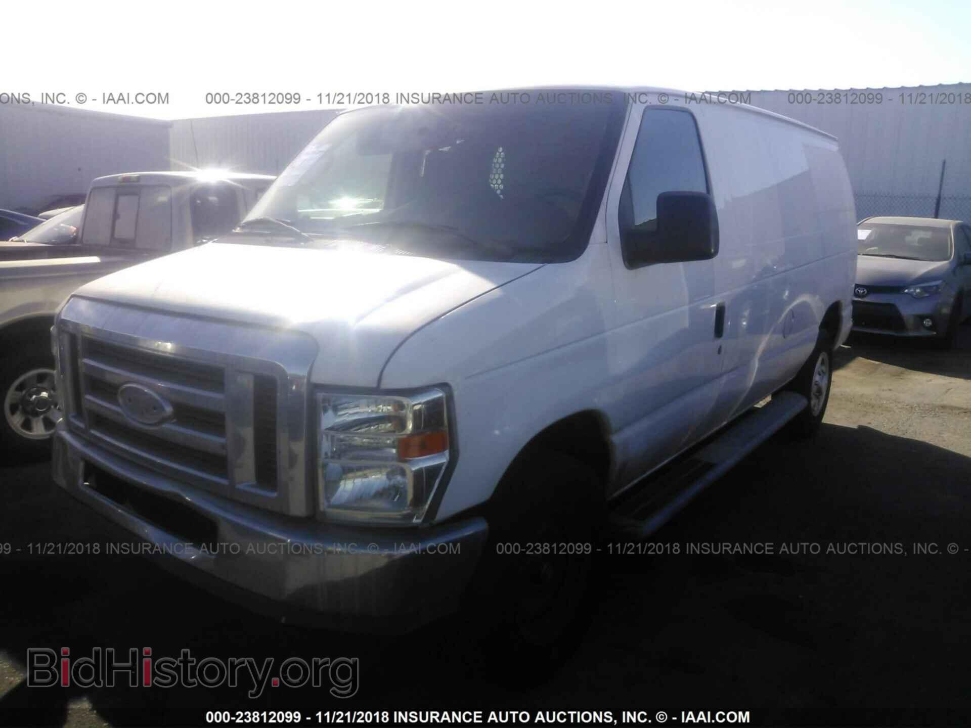2011 Ford Econoline - VIN: 1FTNE2EWXBDA50481 - Photo 2