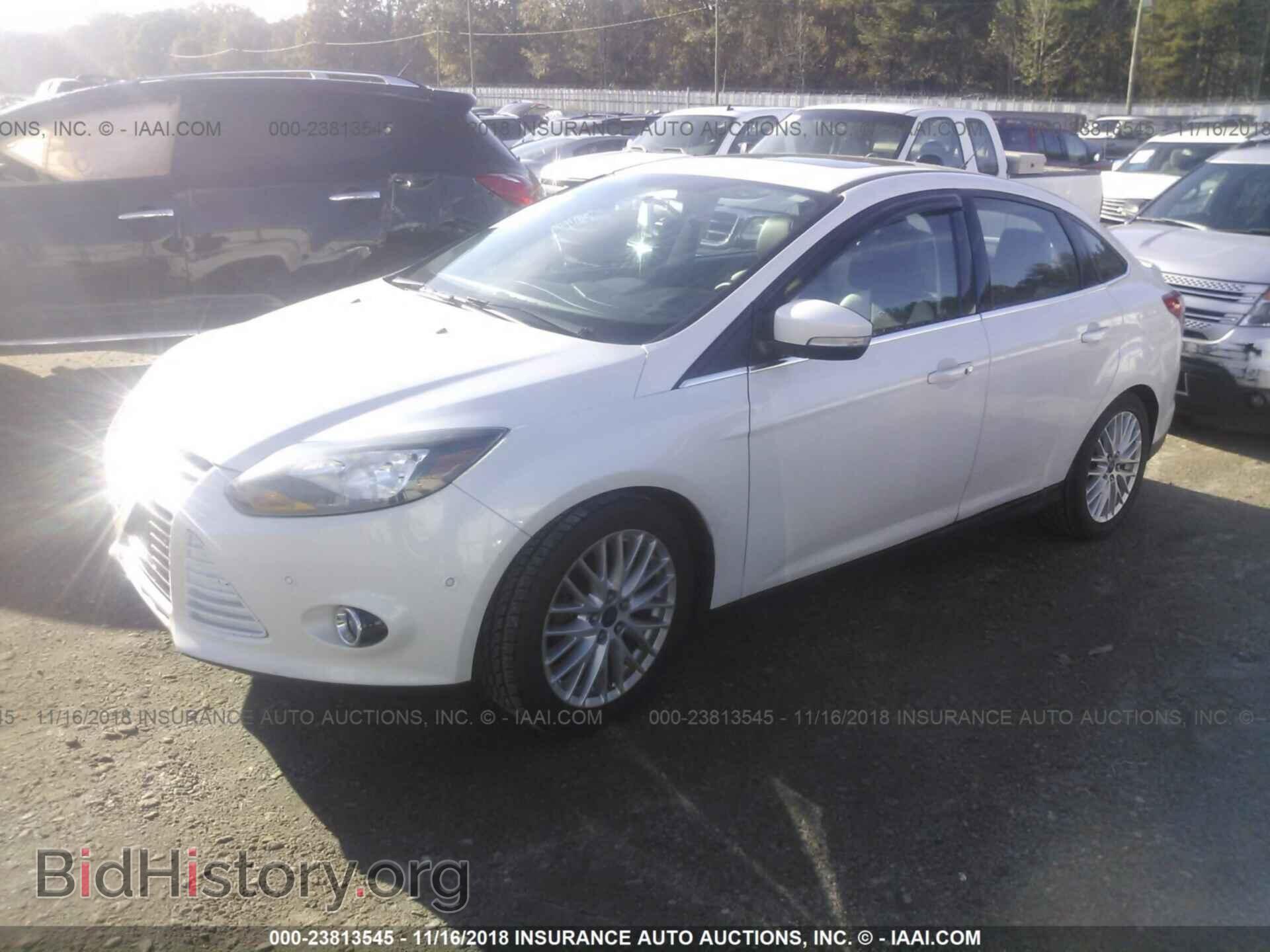 2014 Ford Focus - VIN: 1FADP3J25EL271095 - Photo 2