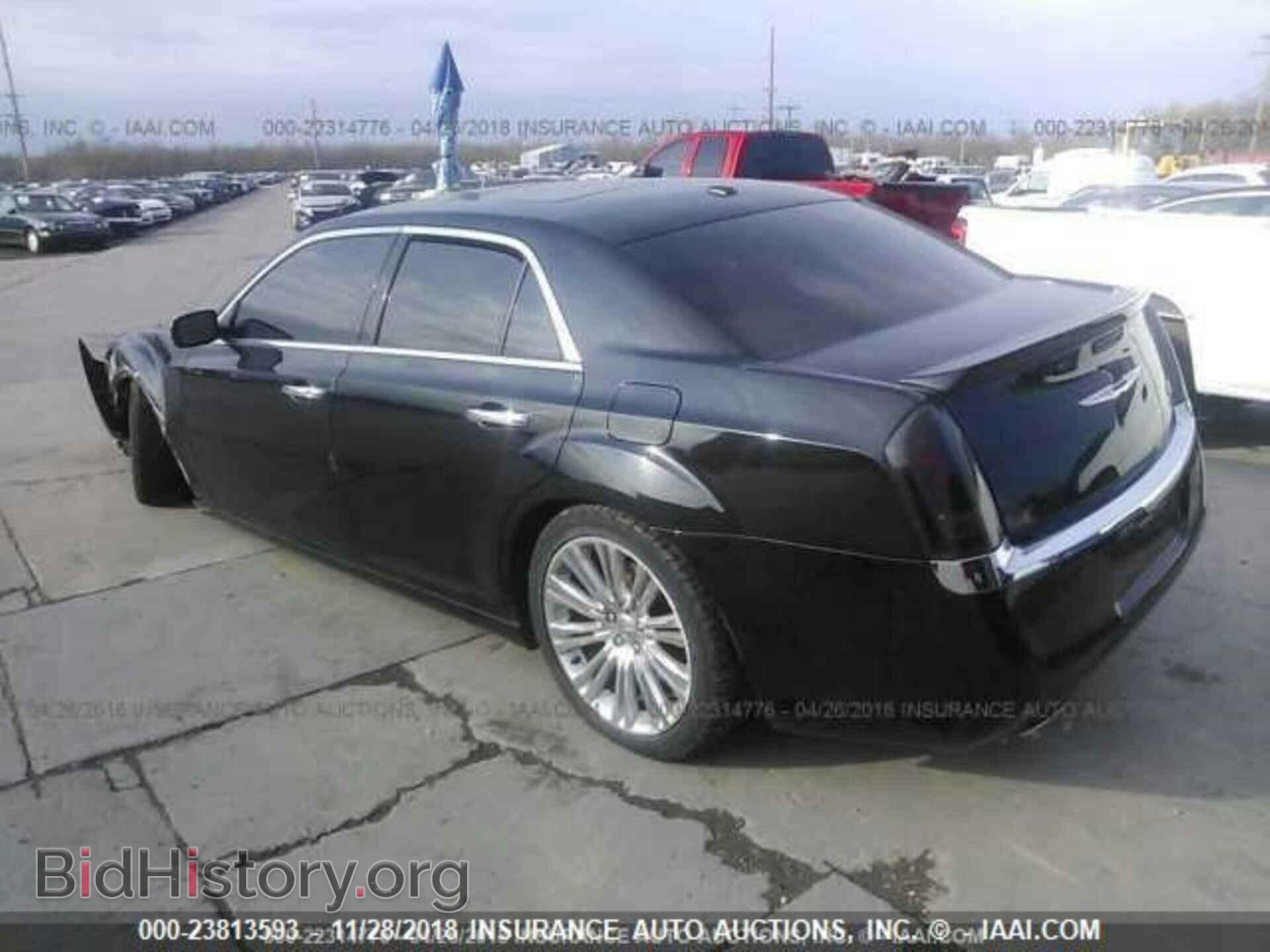 2011 CHRYSLER 300C - VIN: 2C3CA6CT8BH536734 - Фото 3