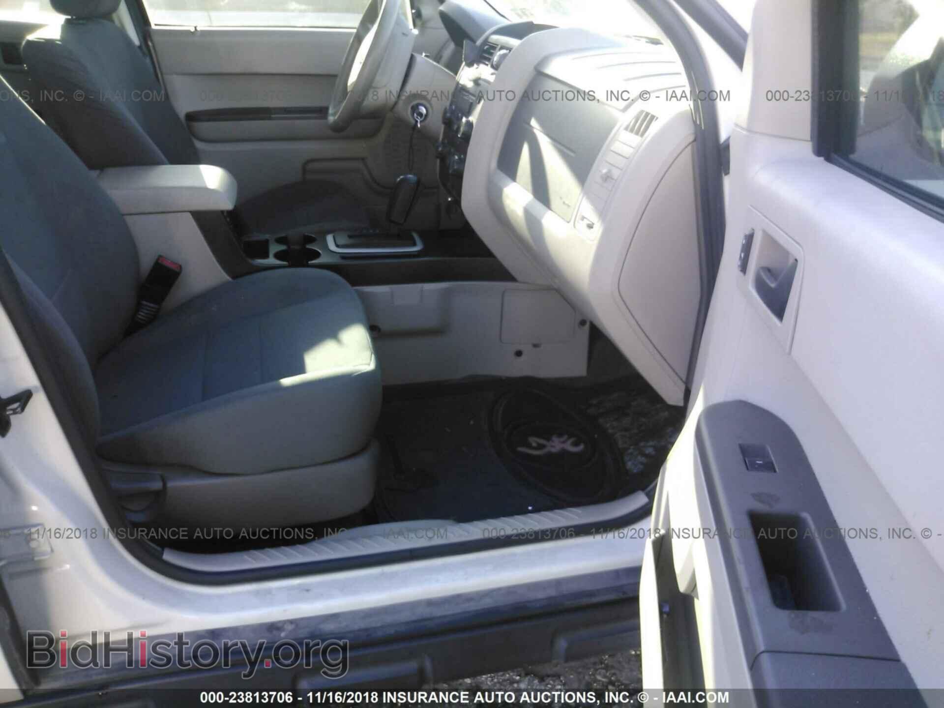 2012 Ford Escape - VIN: 1FMCU0C7XCKA10002 - Фото 5