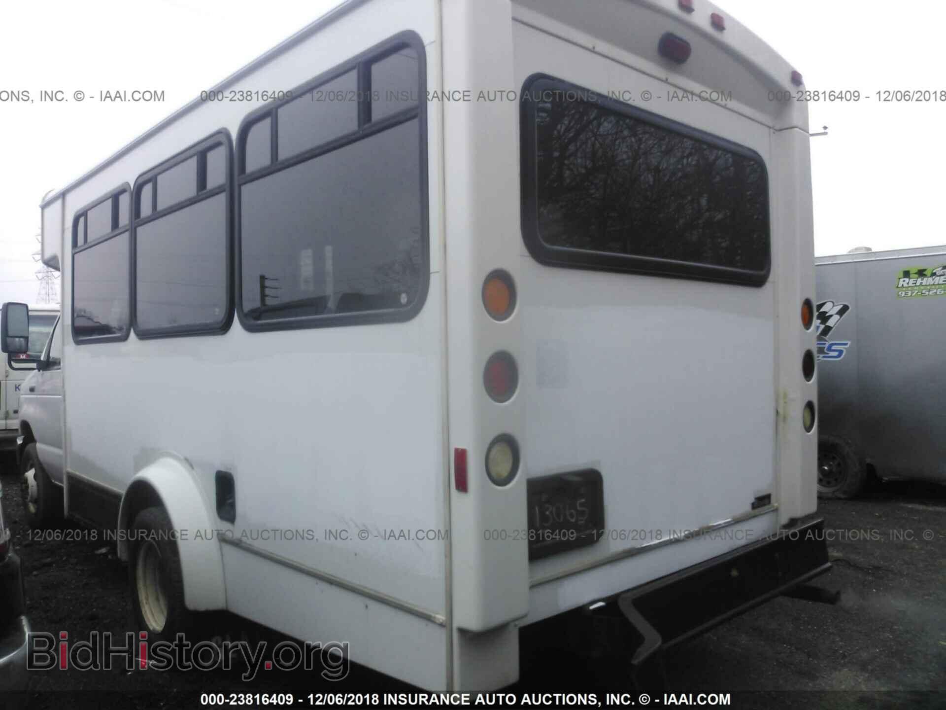 2012 Ford Econoline - VIN: 1FDEE3FS1CDA11857 - Photo 3
