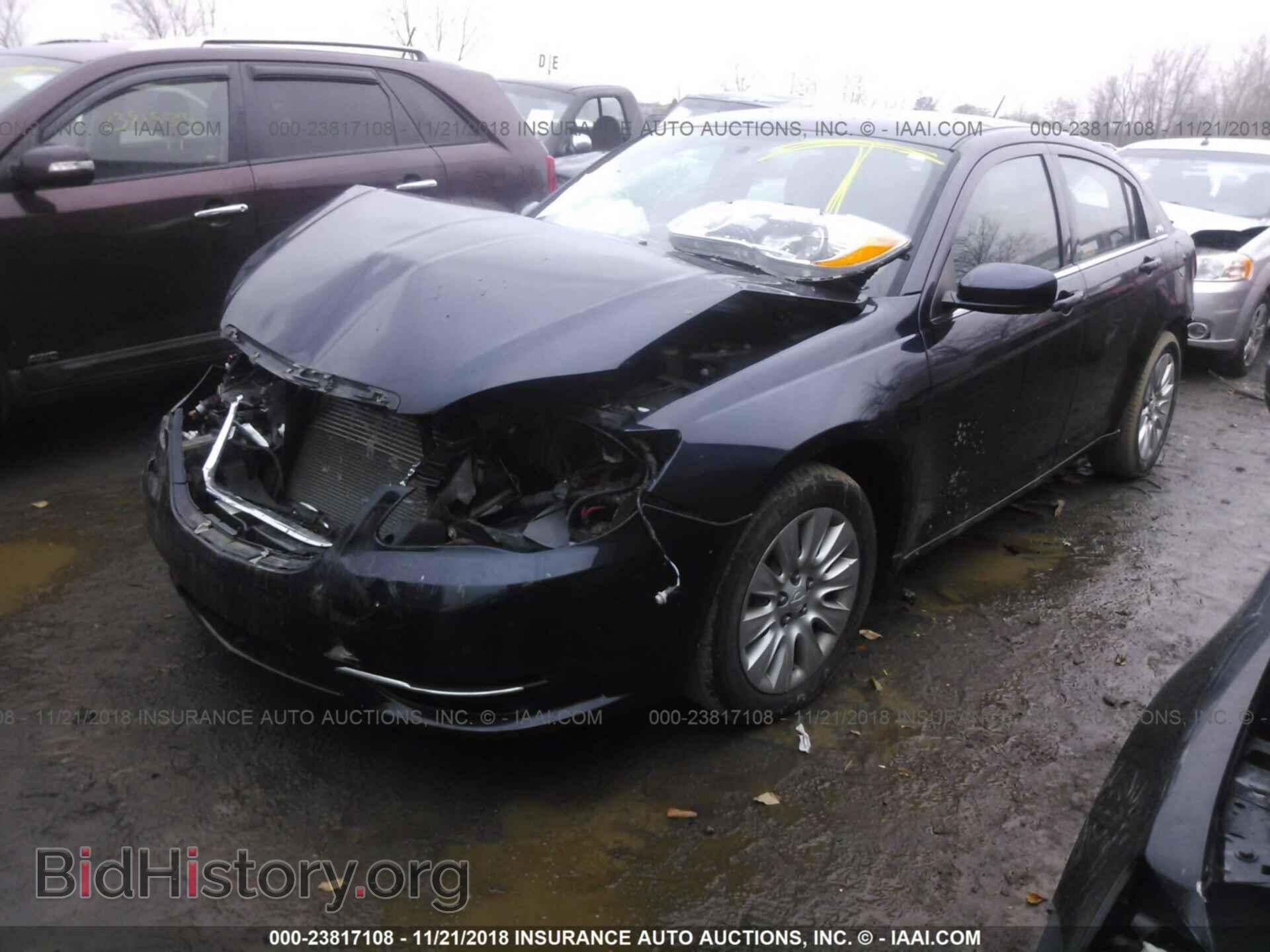 2011 Chrysler 200 - VIN: 1C3BC4FB1BN601346 - Photo 2