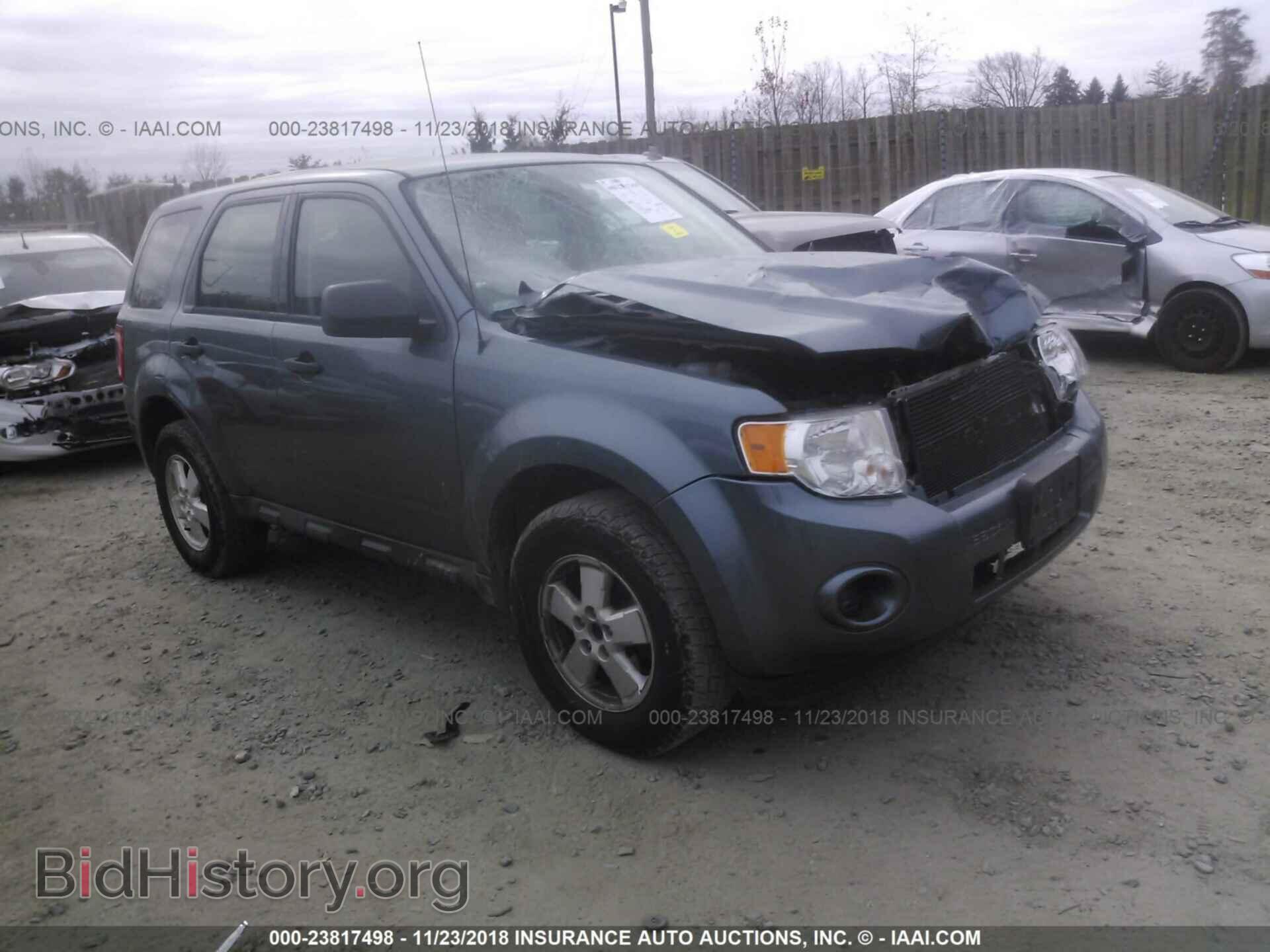 Photo 1FMCU0C73CKB63174 - Ford Escape 2012