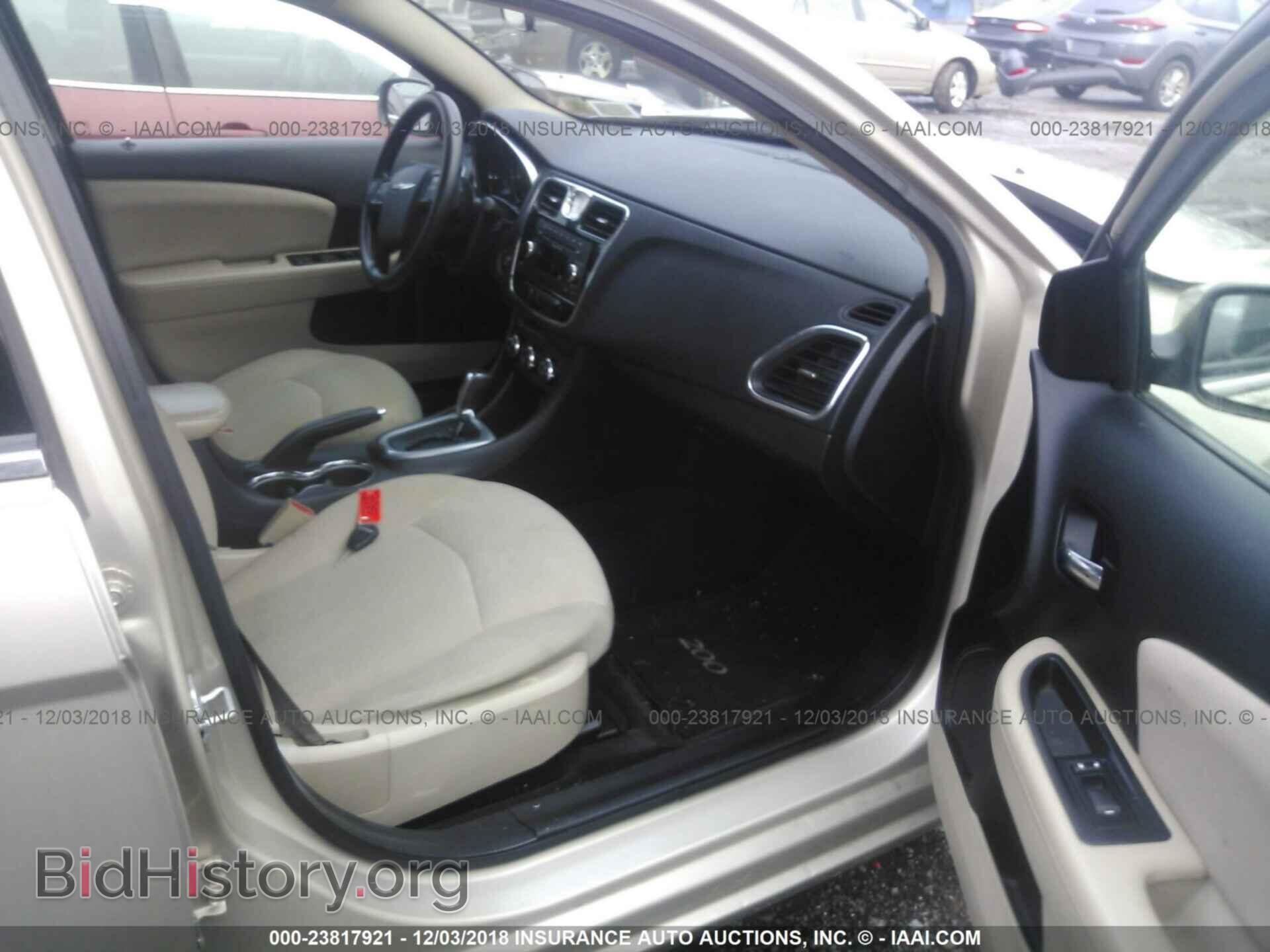 2013 Chrysler 200 - VIN: 1C3CCBAB8DN639918 - Photo 5