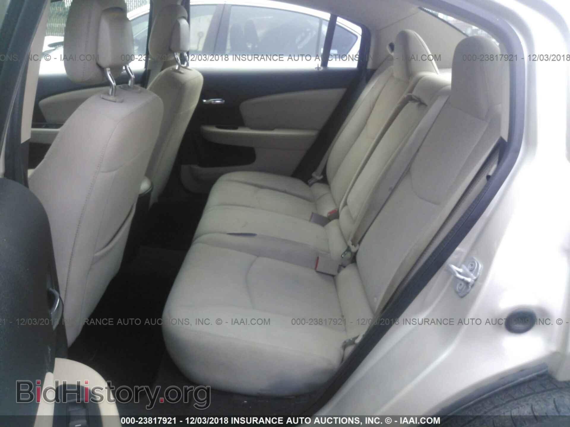 2013 Chrysler 200 - VIN: 1C3CCBAB8DN639918 - Photo 8