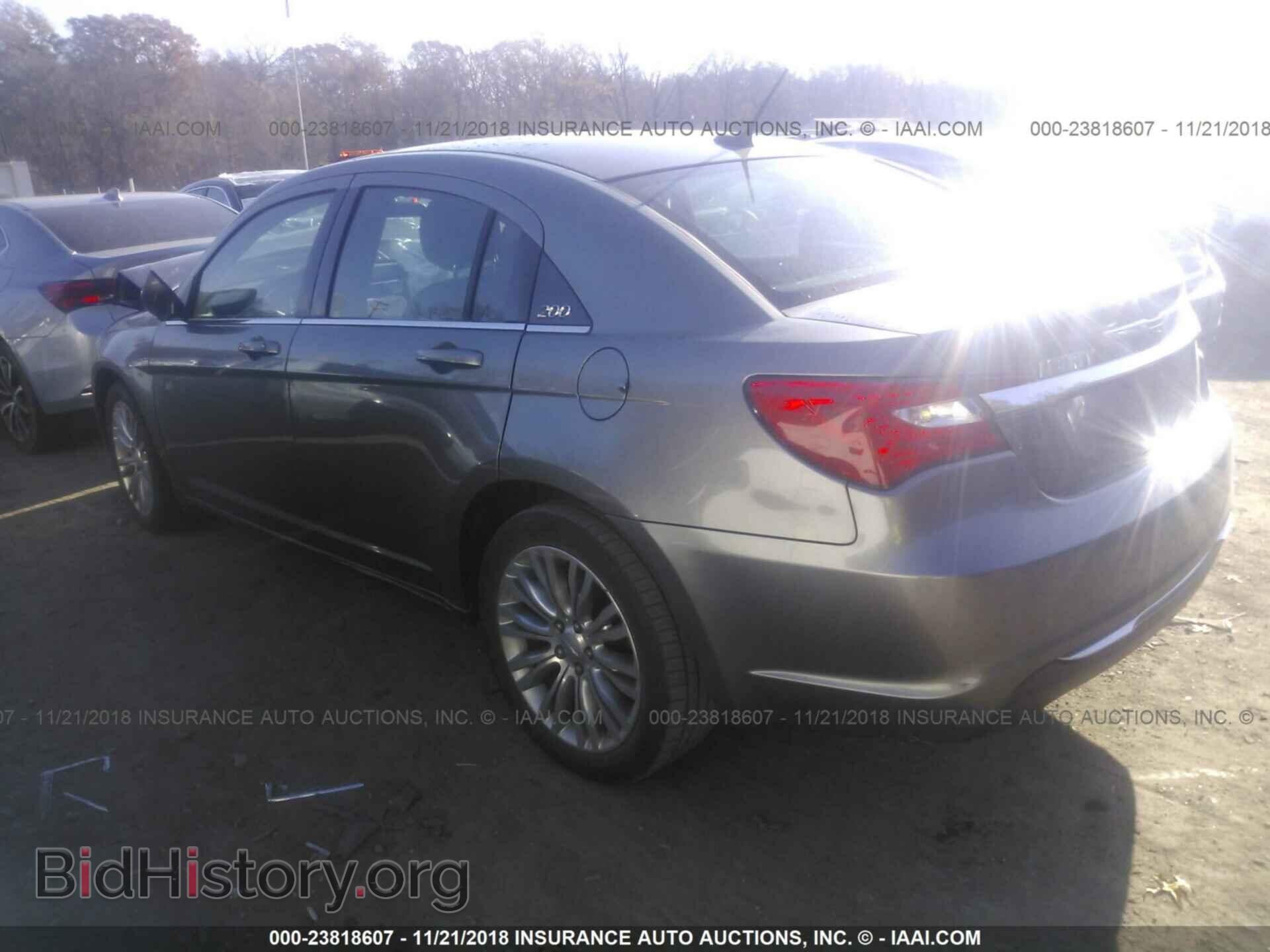 2012 Chrysler 200 - VIN: 1C3CCBAB4CN262356 - Фото 3