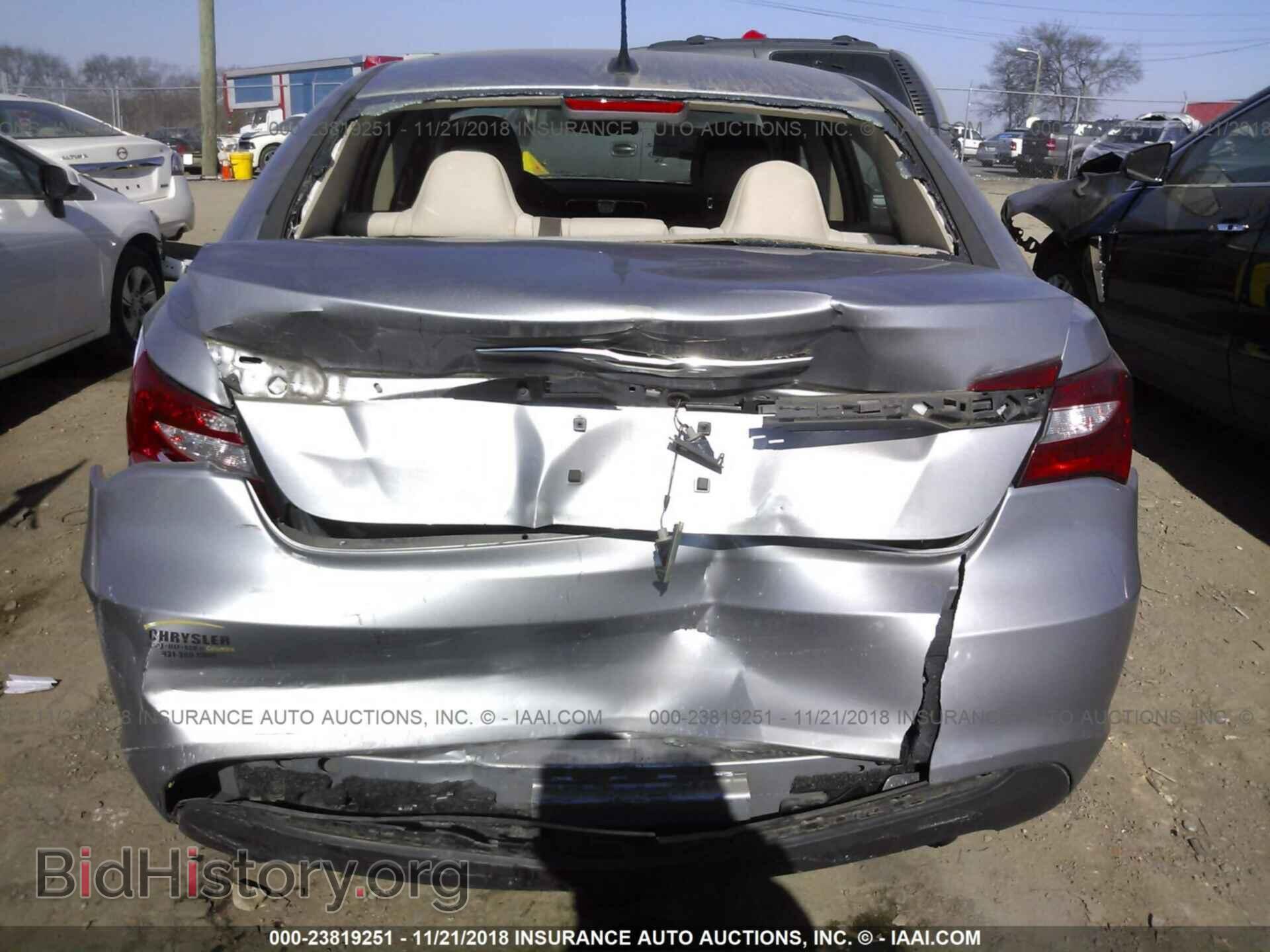 2013 CHRYSLER 200 - VIN: 1C3CCBBB2DN525525 - Фото 6