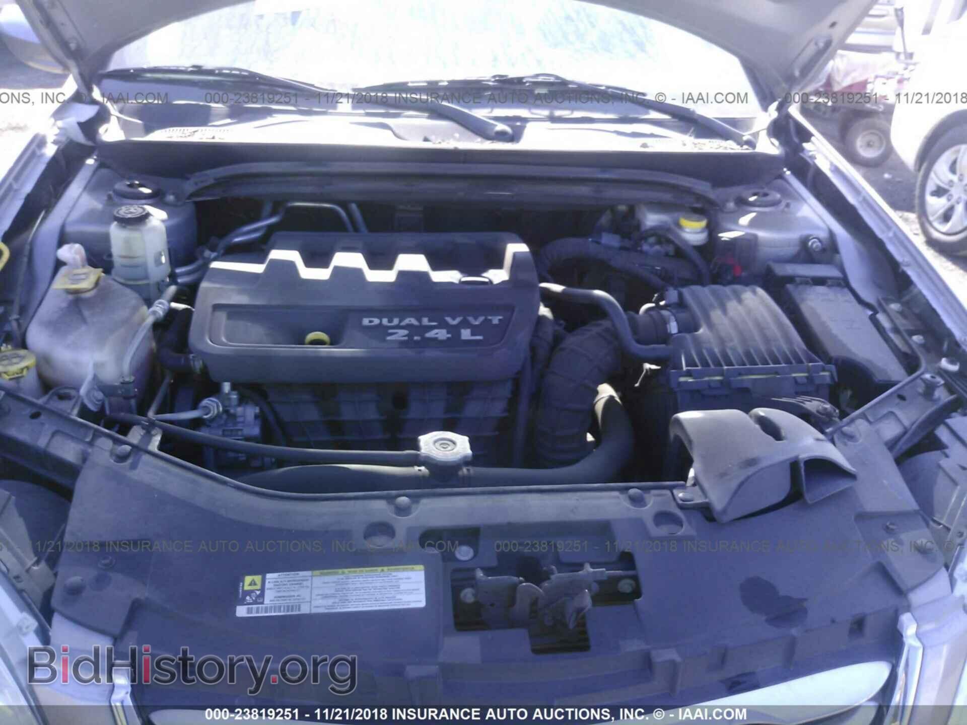 2013 CHRYSLER 200 - VIN: 1C3CCBBB2DN525525 - Фото 10