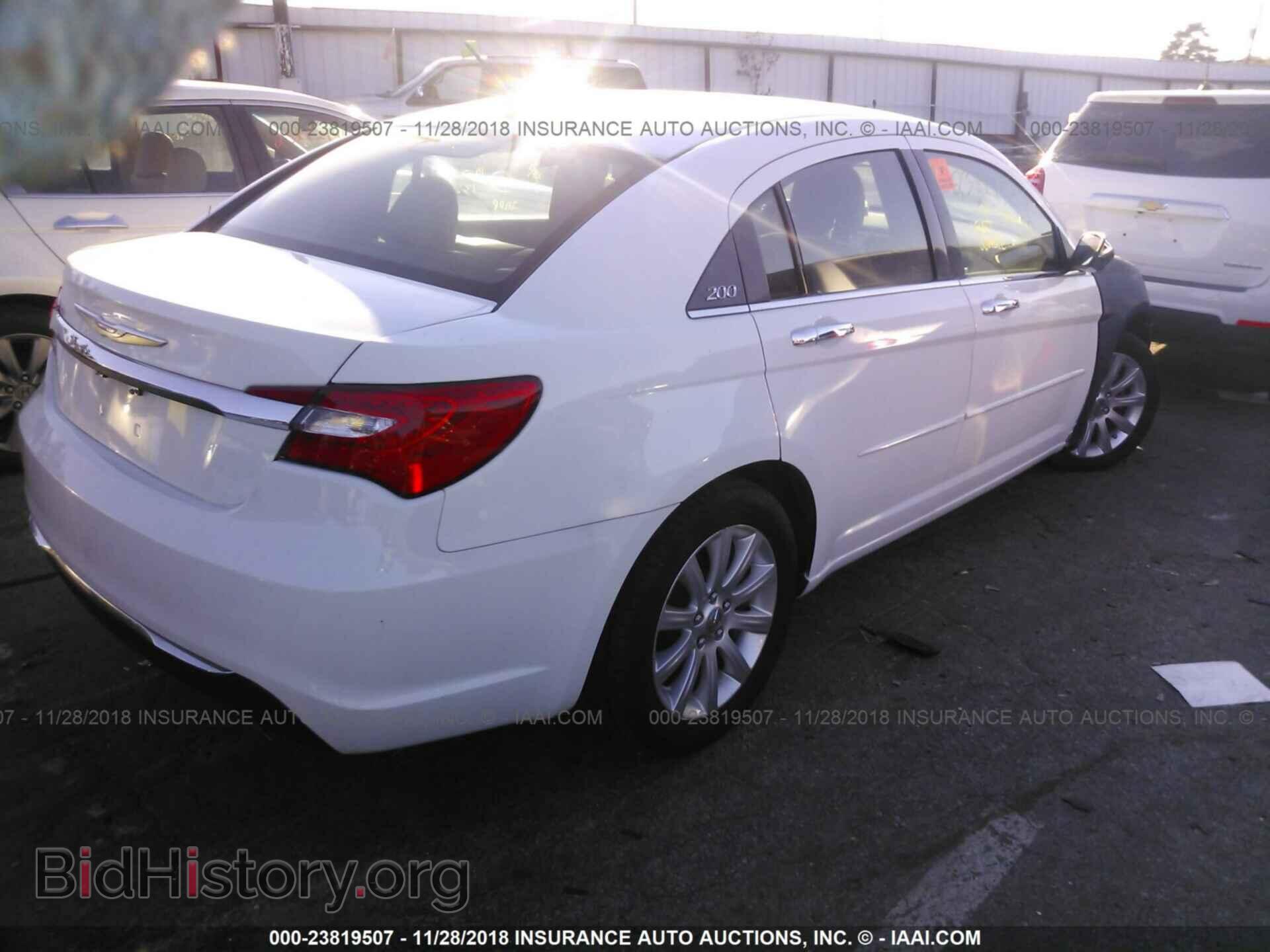 2013 CHRYSLER 200 - VIN: 1C3CCBCG1DN635962 - Фото 4