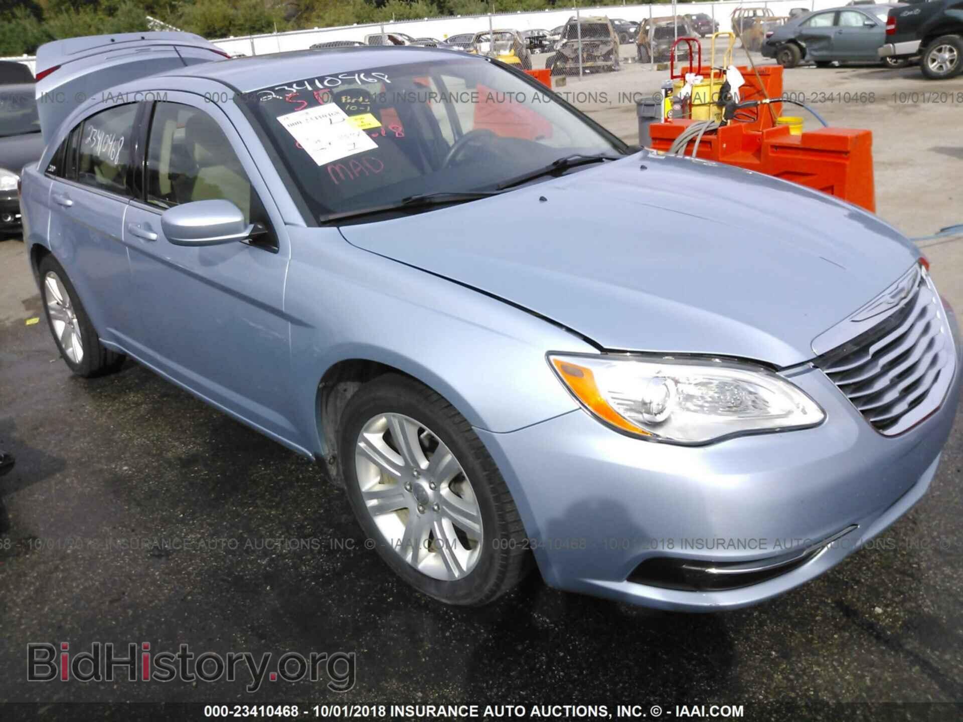 Фотография 1C3CCBAB8DN697852 - CHRYSLER 200 2013