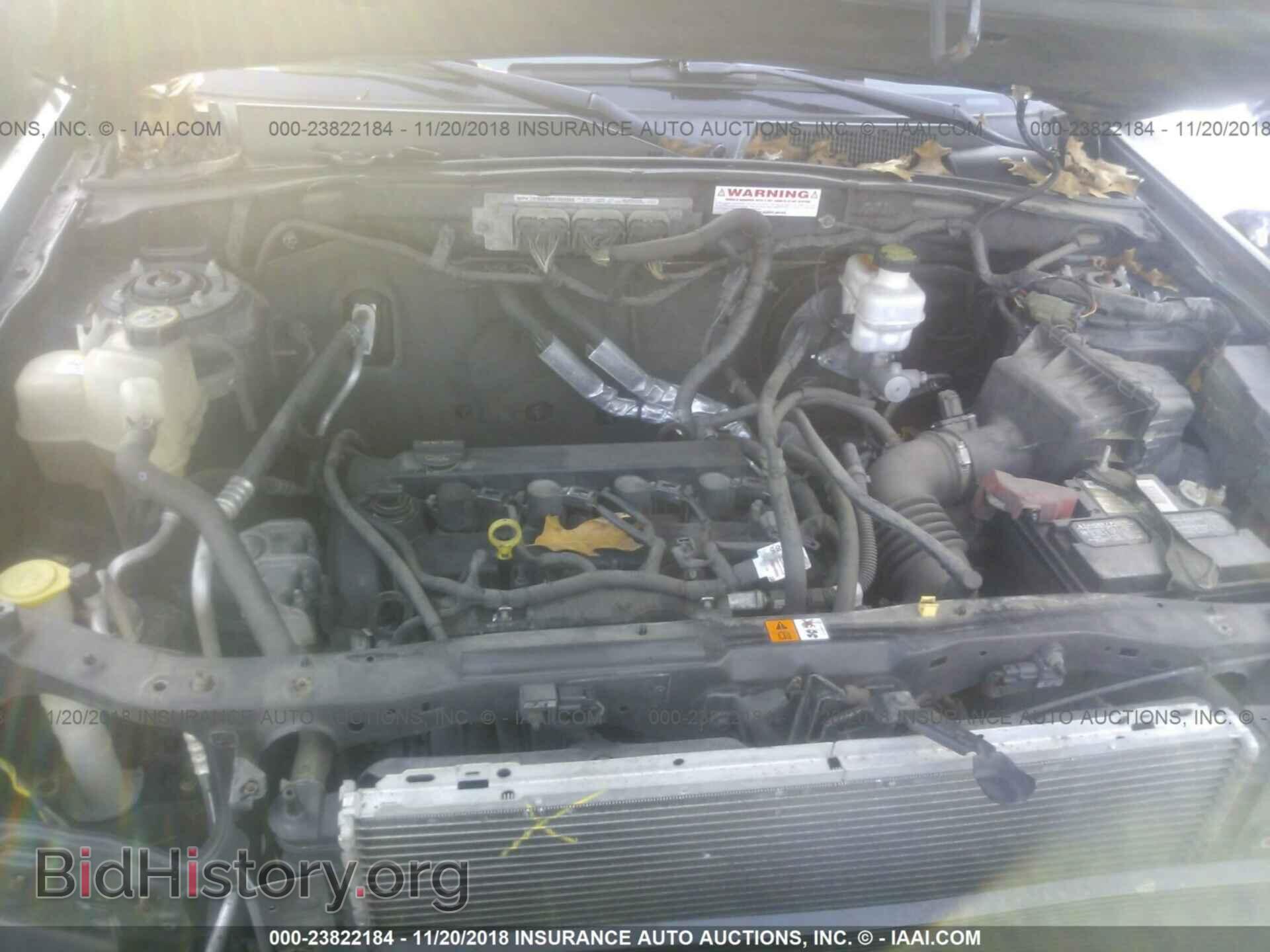 2011 Ford Escape - VIN: 1FMCU0E75BKA76307 - Photo 10