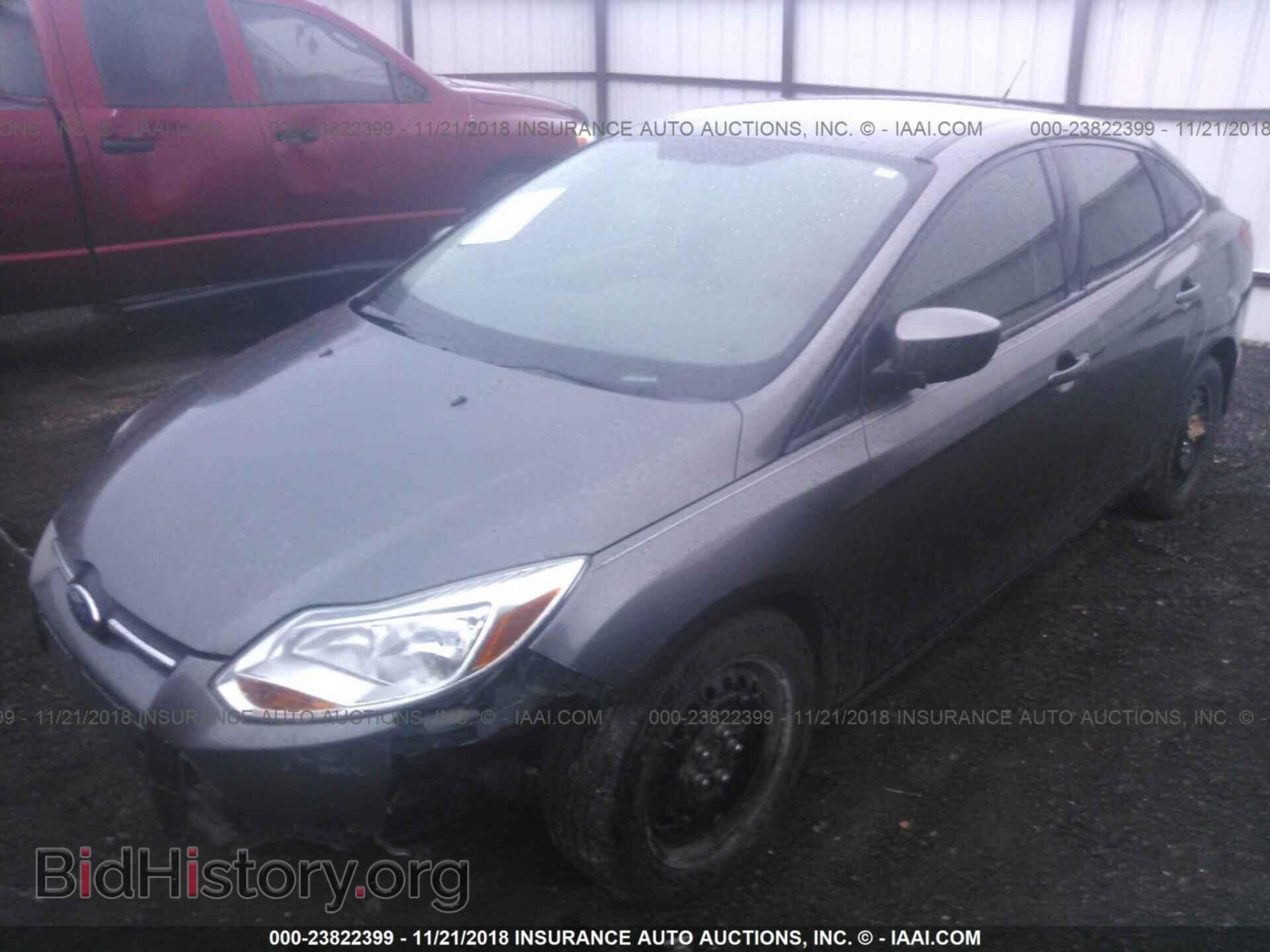 2012 Ford Focus - VIN: 1FAHP3F2XCL290670 - Фото 2