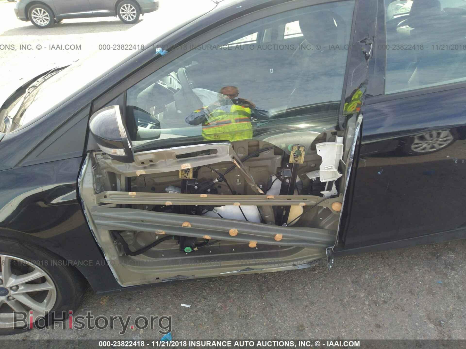 2016 FORD FOCUS - VIN: 1FADP3F27GL344009 - Photo 6