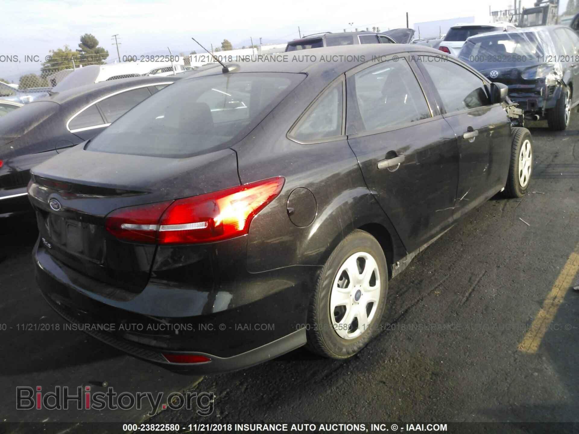 2015 Ford Focus - VIN: 1FADP3E2XFL281262 - Фото 4